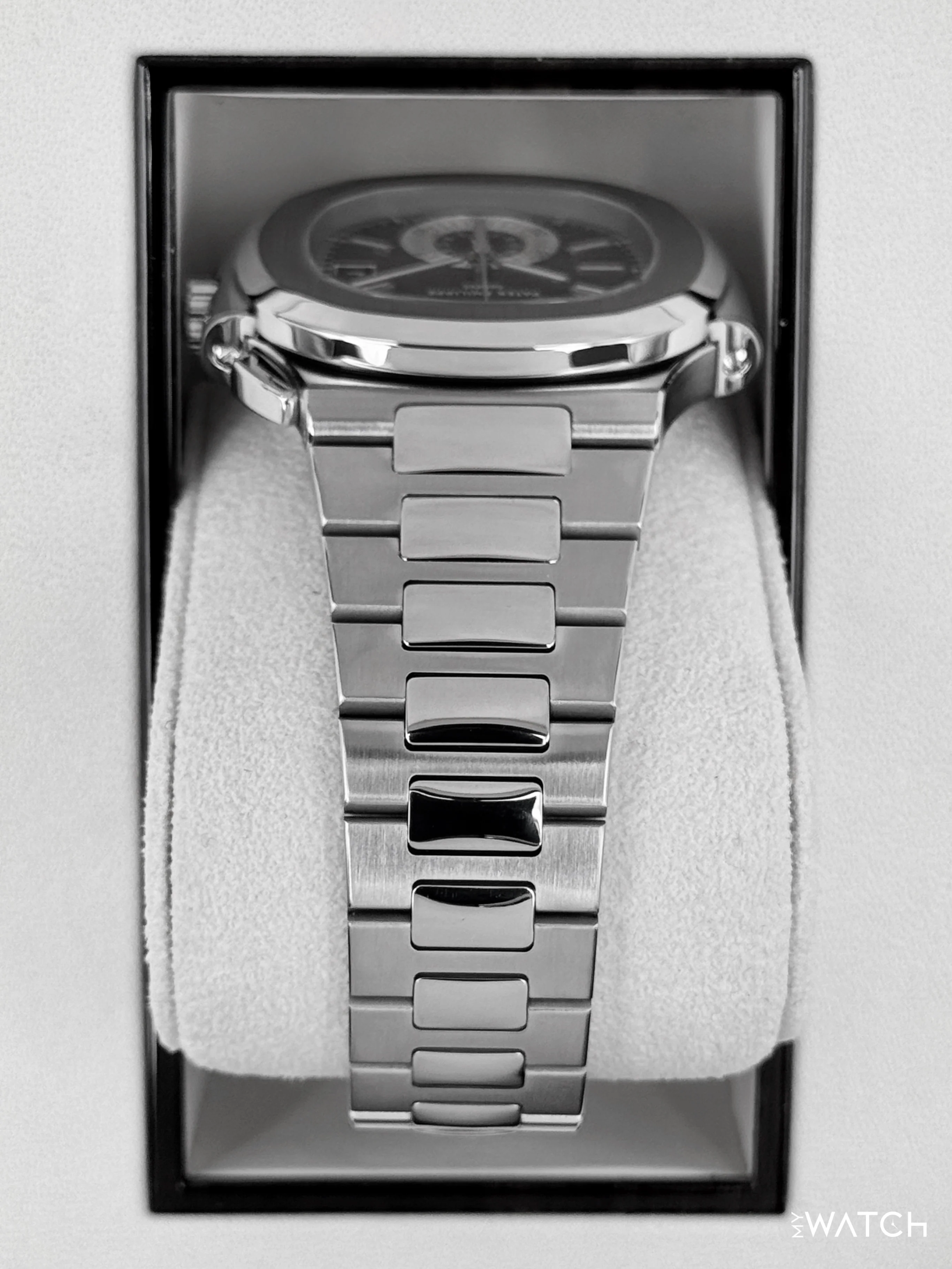 2011 Patek Philippe Nautilus Chrono 40.5mm 5980/1A Stainless Steel Grey Dial - Image 4