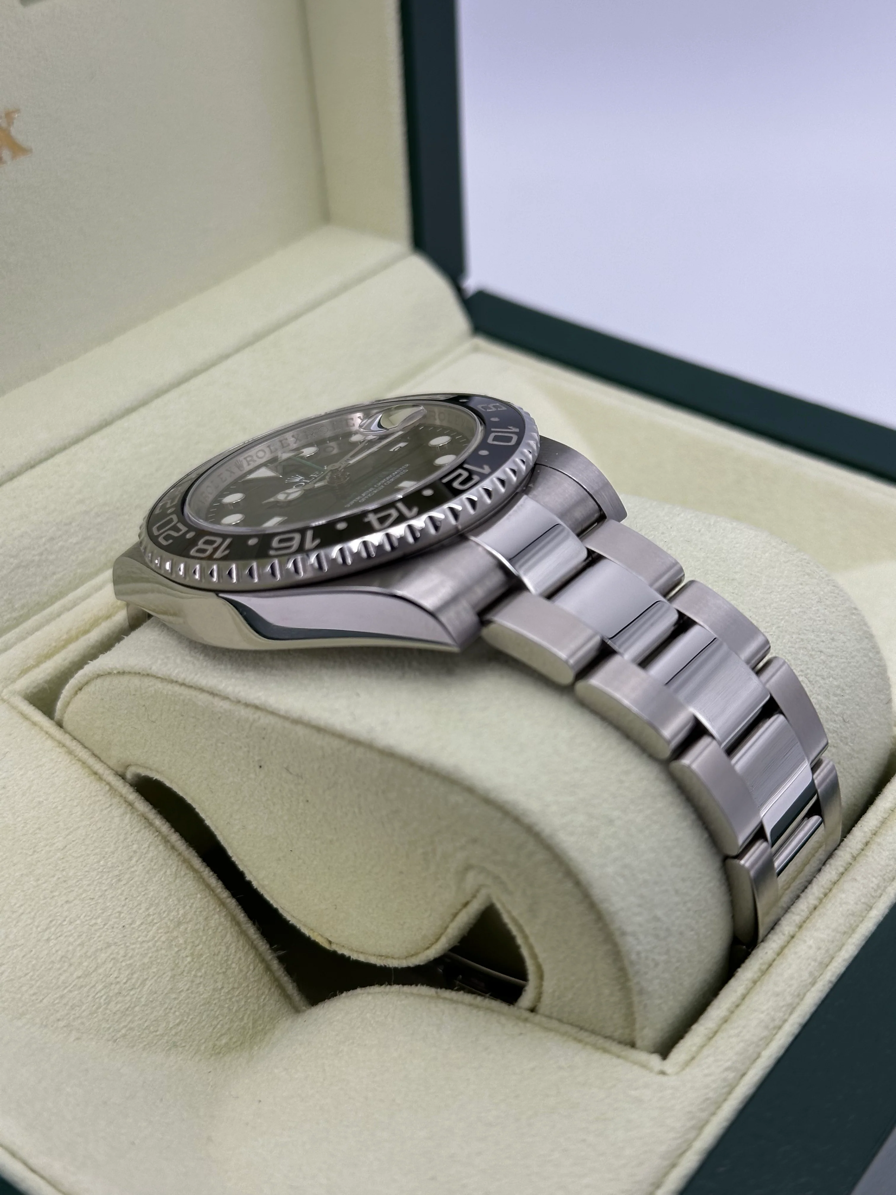 2011 Rolex GMT-Master II 40mm 116710LN Stainless Steel Black Dial - Image 5