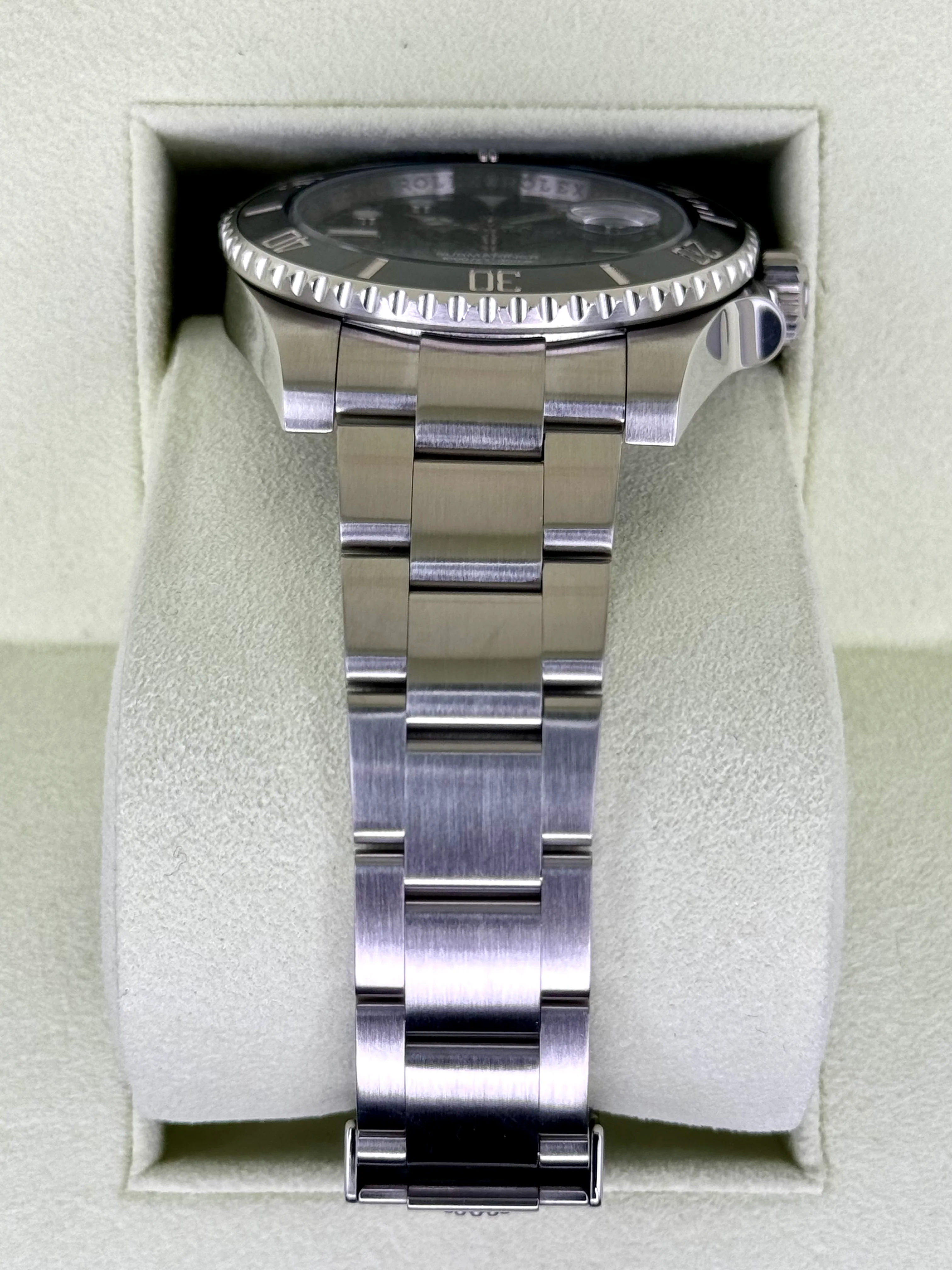 2011 Rolex Submariner 40mm 116610 Stainless Steel Black Dial - Image 3