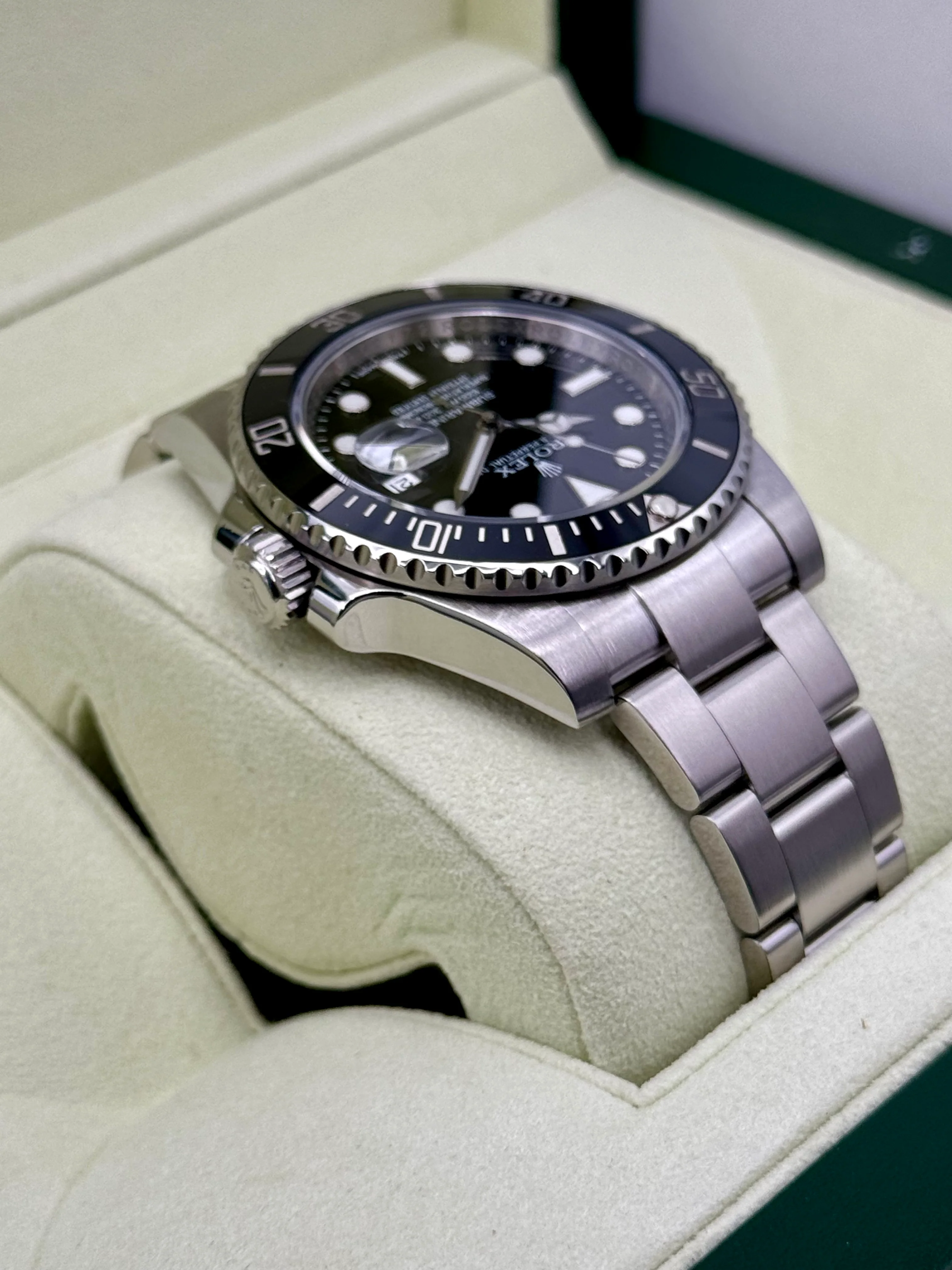 2011 Rolex Submariner 40mm 116610 Stainless Steel Black Dial - Image 8