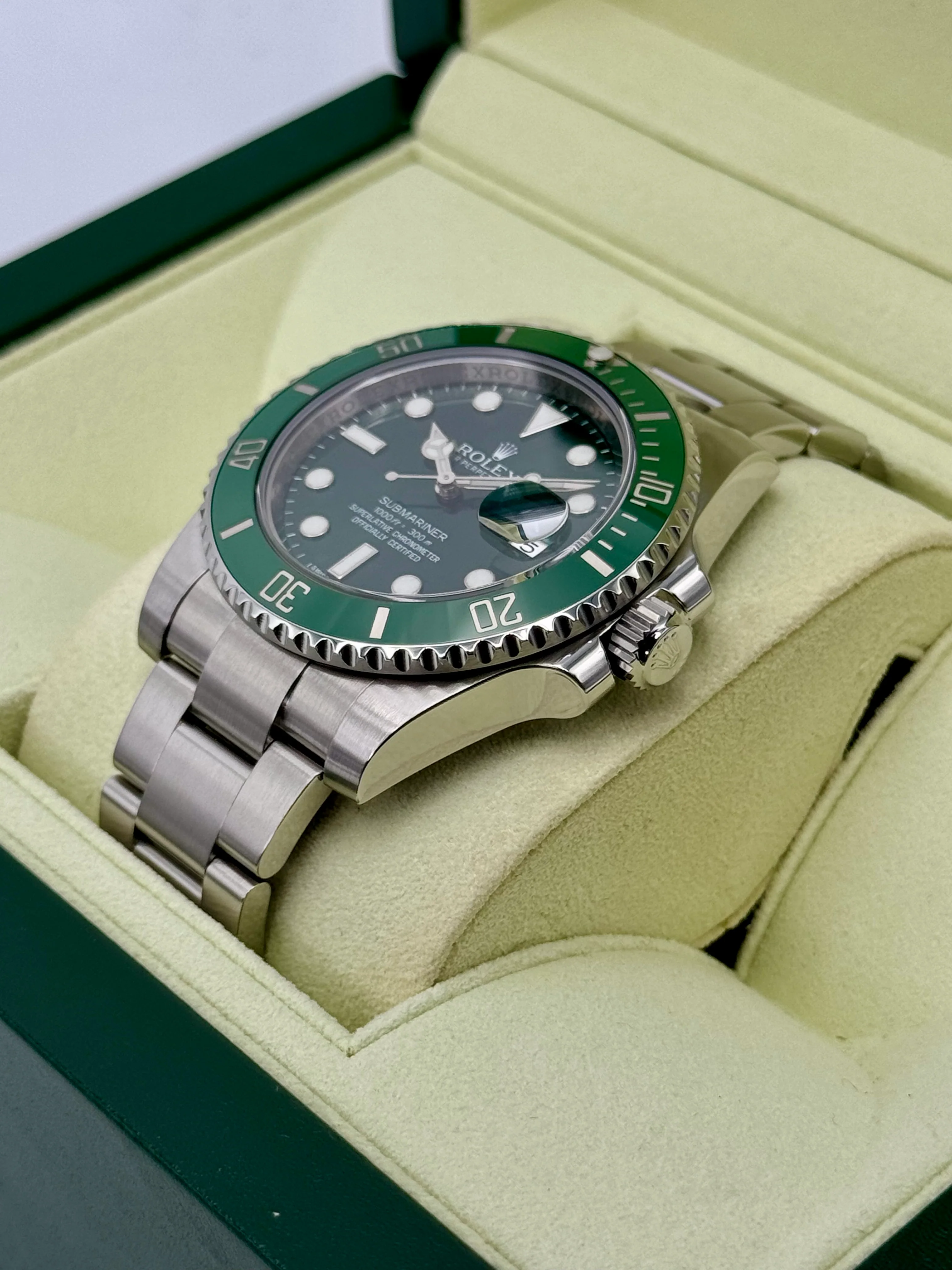 2011 Rolex Submariner "Hulk" 40mm 116610LV Green Dial - Image 5