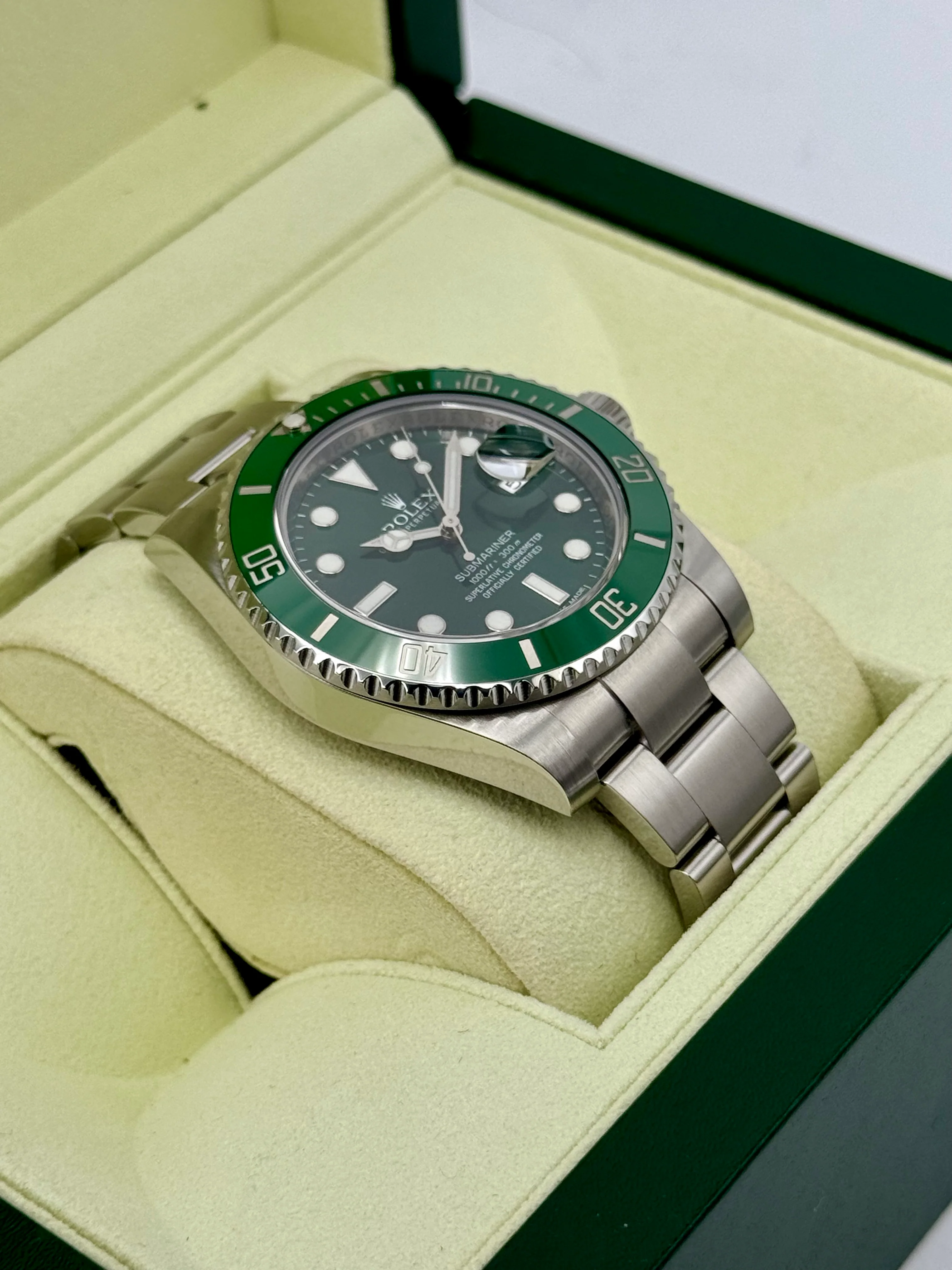 2011 Rolex Submariner "Hulk" 40mm 116610LV Green Dial - Image 6