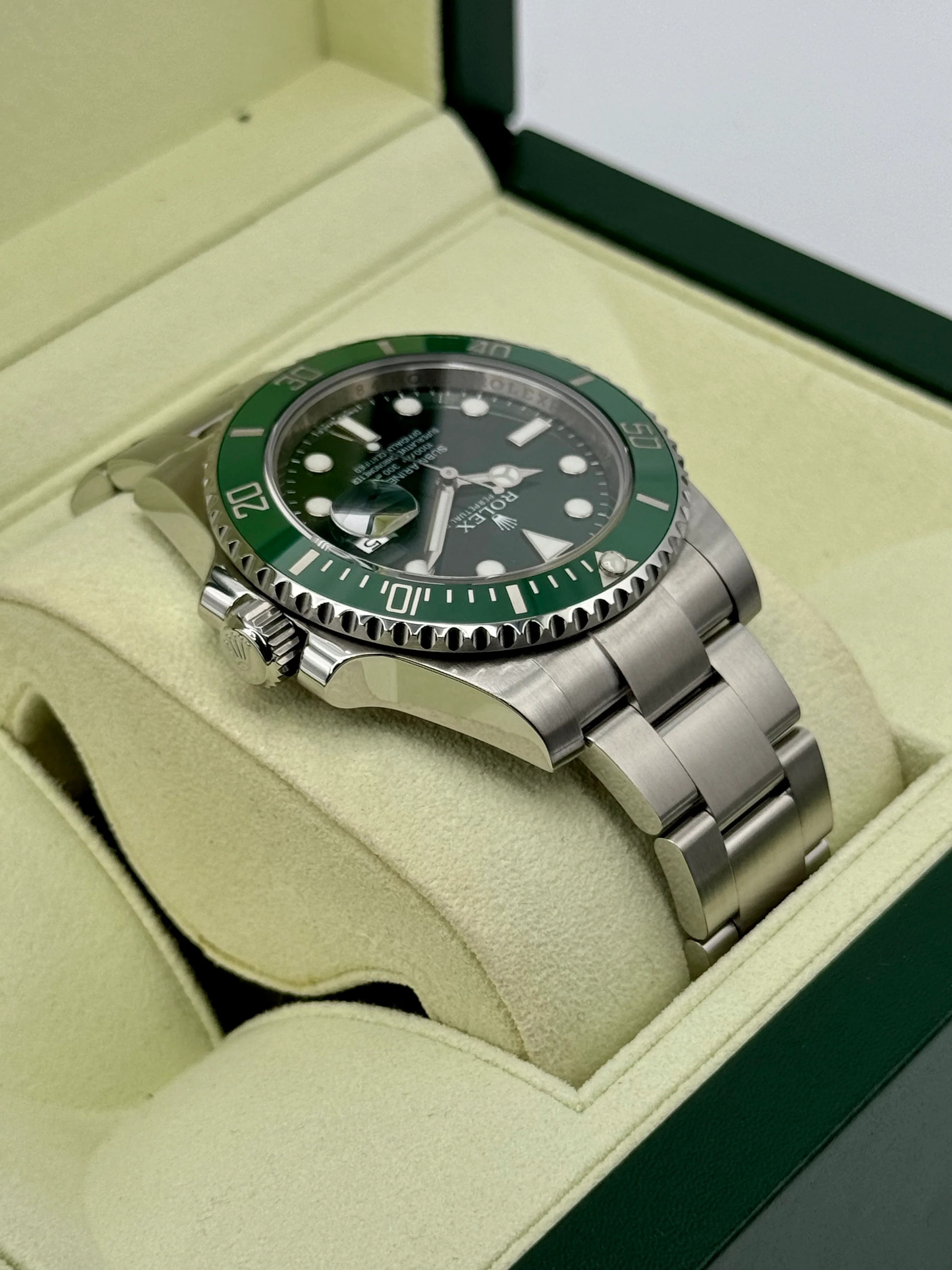 2011 Rolex Submariner "Hulk" 40mm 116610LV Green Dial - Image 8