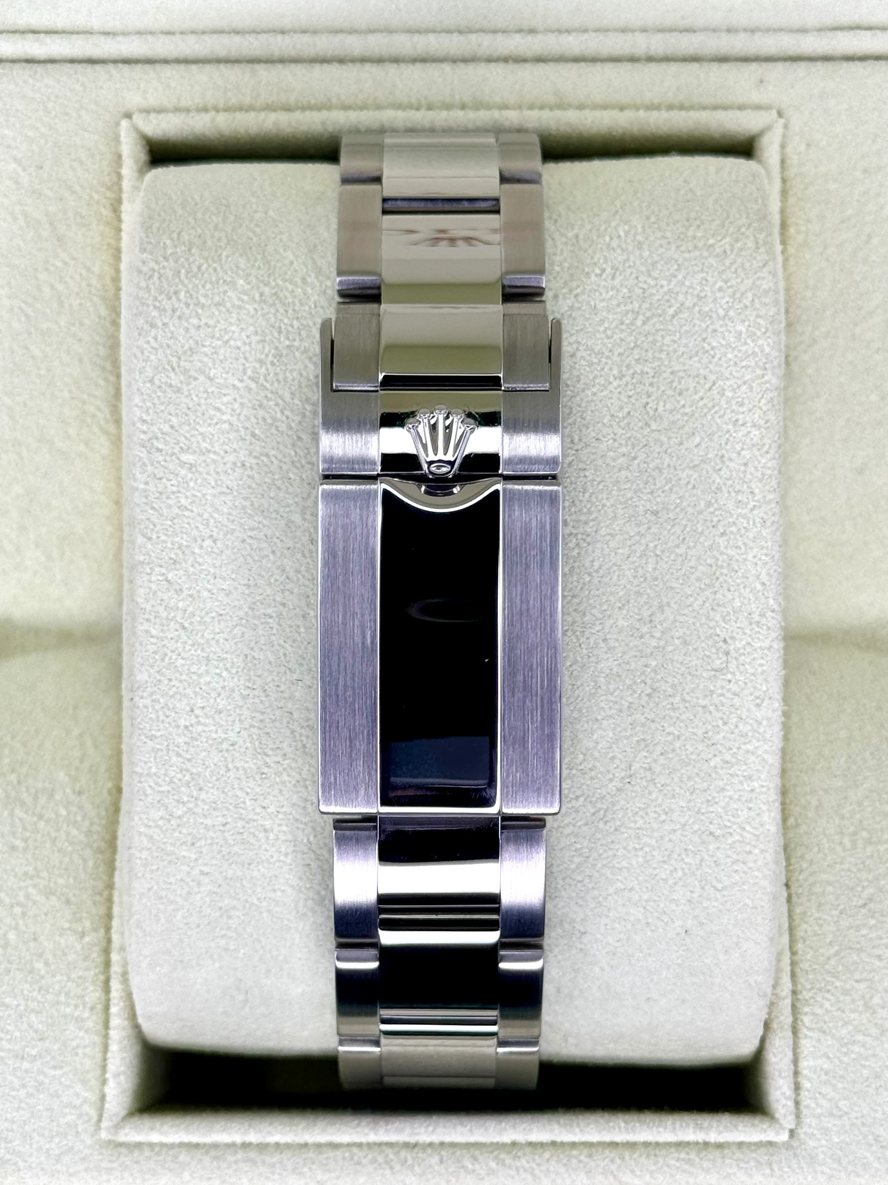 2012 Rolex GMT-Master II 40mm 116710LN Stainless Steel Black Dial - Image 2