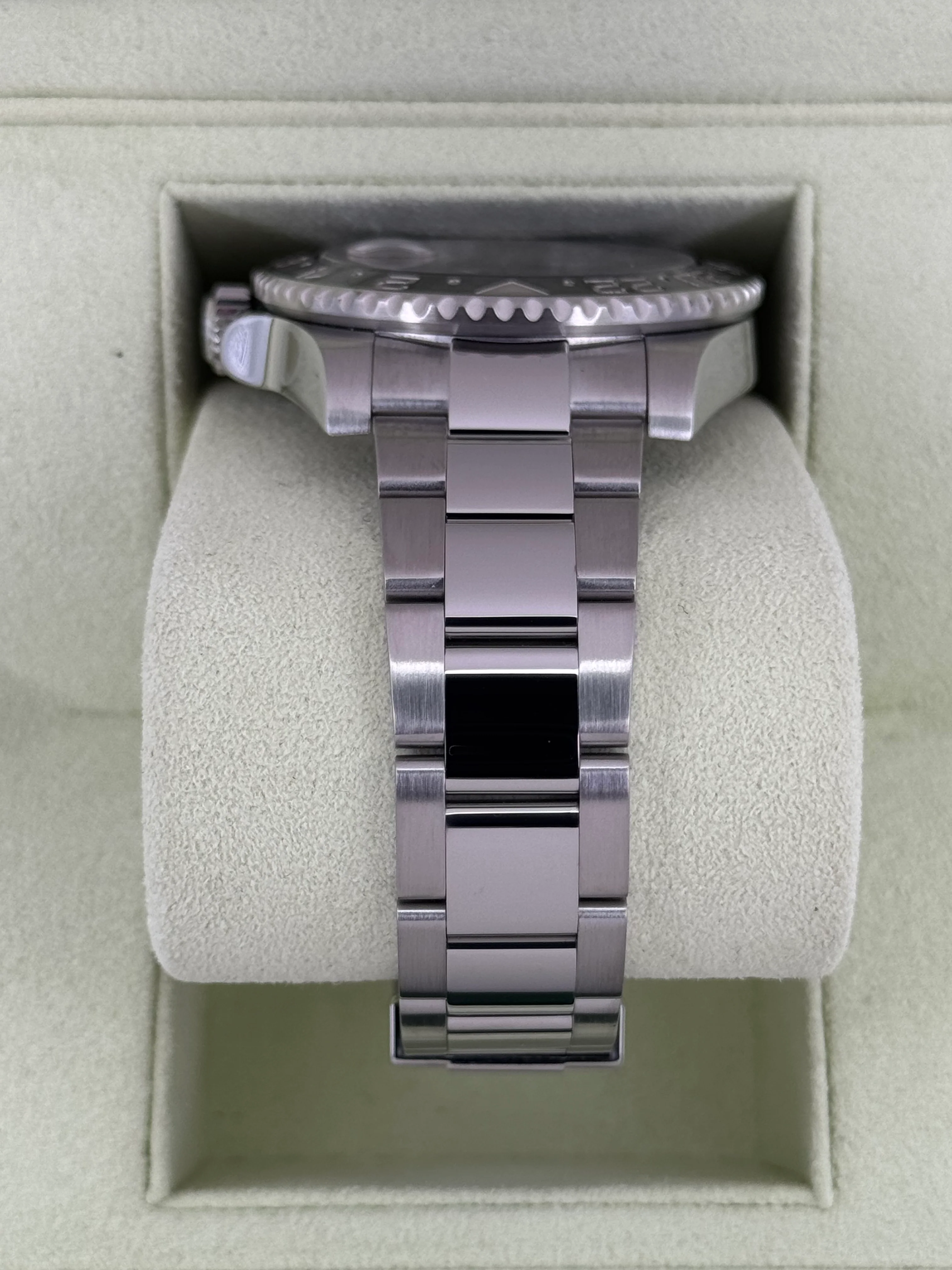 2012 Rolex GMT-Master II 40mm 116710LN Stainless Steel Black Dial - Image 4