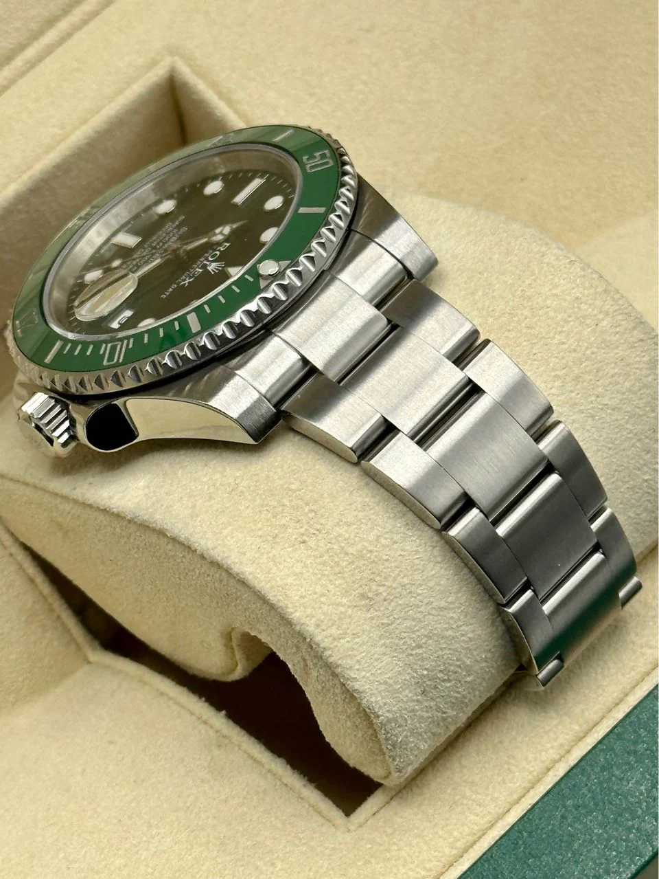 2014 Rolex Submariner "Hulk" 40mm 116610LV Oyster Green Dial - Image 5