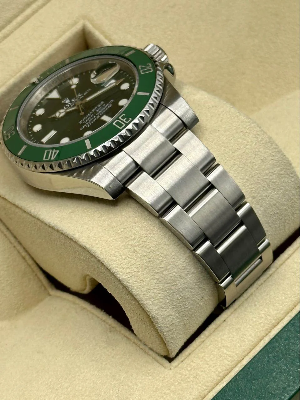 2014 Rolex Submariner "Hulk" 40mm 116610LV Oyster Green Dial - Image 6