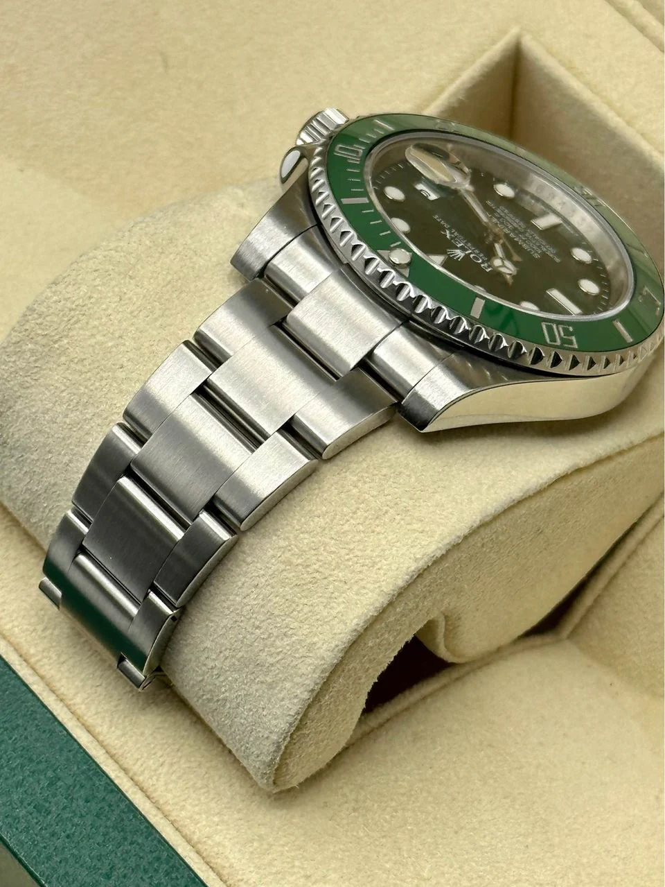 2014 Rolex Submariner "Hulk" 40mm 116610LV Oyster Green Dial - Image 7