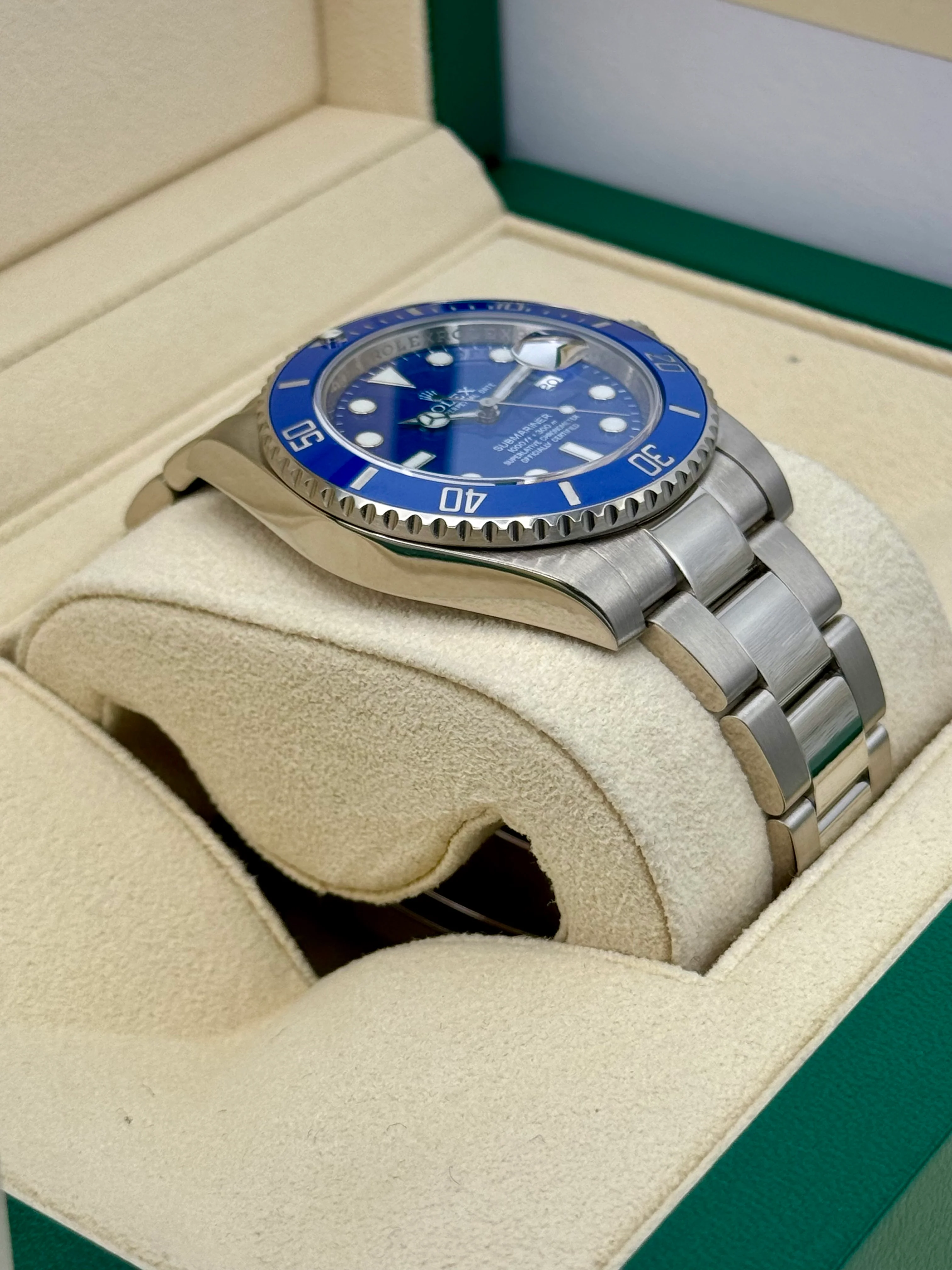 2012 Rolex Submariner "Smurf" 40mm 116619 White Gold Blue Dial - Image 6