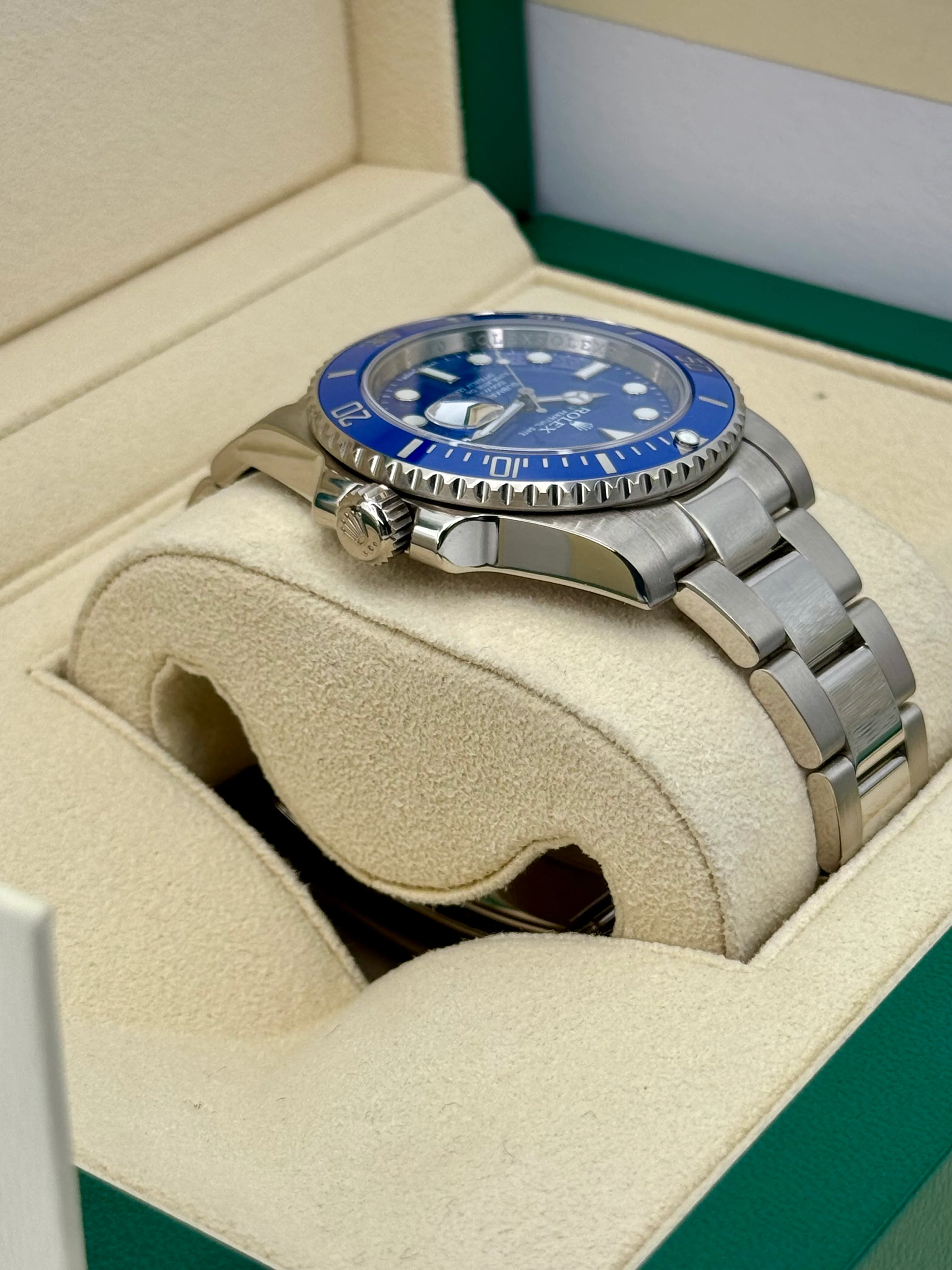 2012 Rolex Submariner "Smurf" 40mm 116619 White Gold Blue Dial - Image 7