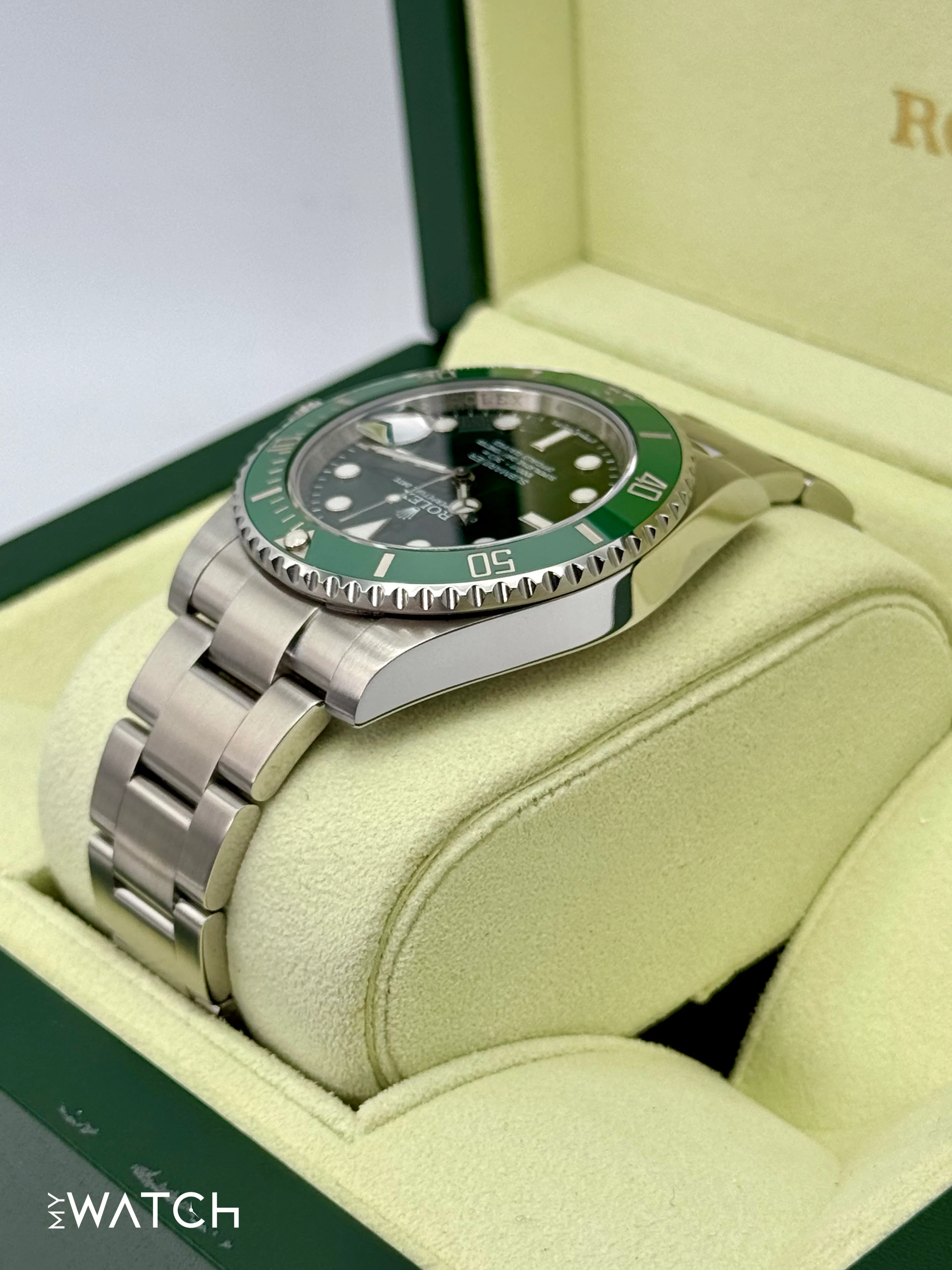 2012 Rolex Submariner “Hulk” 40mm 116610LV Green Dial - Image 7