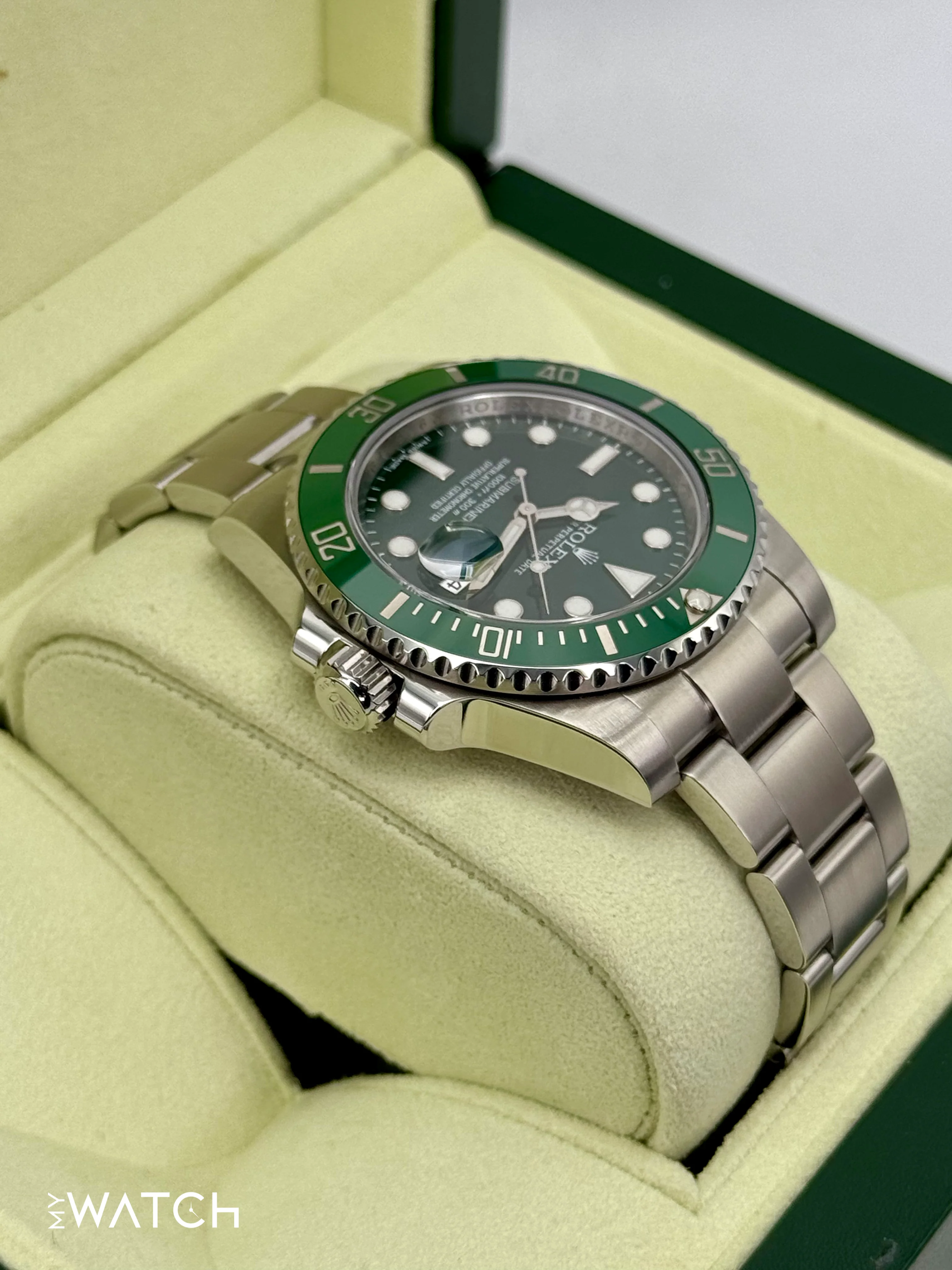 2012 Rolex Submariner “Hulk” 40mm 116610LV Green Dial - Image 8