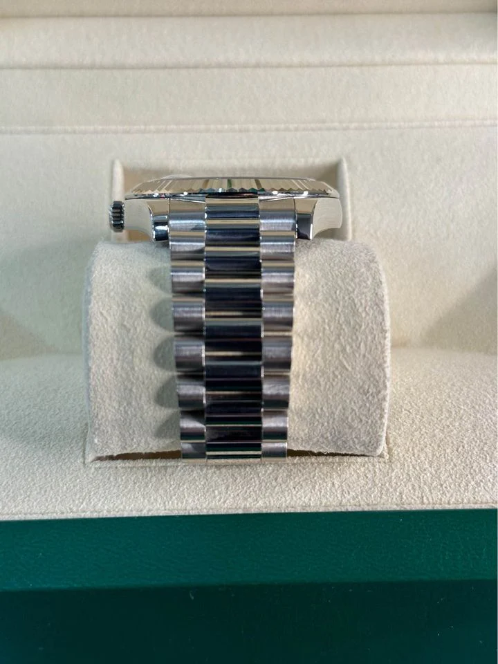 2013 Rolex Day-Date 41mm 218239 White Gold Jubilee Silver Stick Dial - Image 4