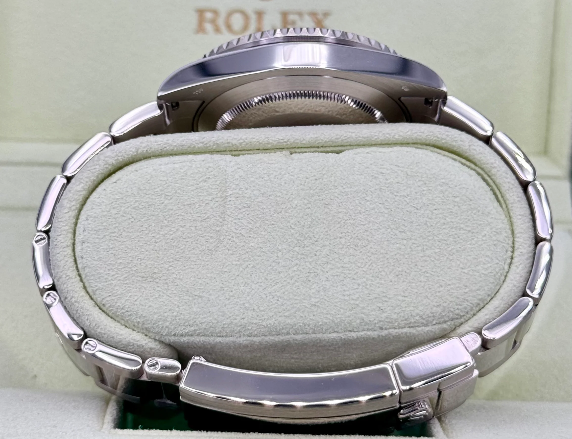 2013 Rolex Submariner "Smurf" 40mm 116619LB White Gold Blue Dial - Image 10