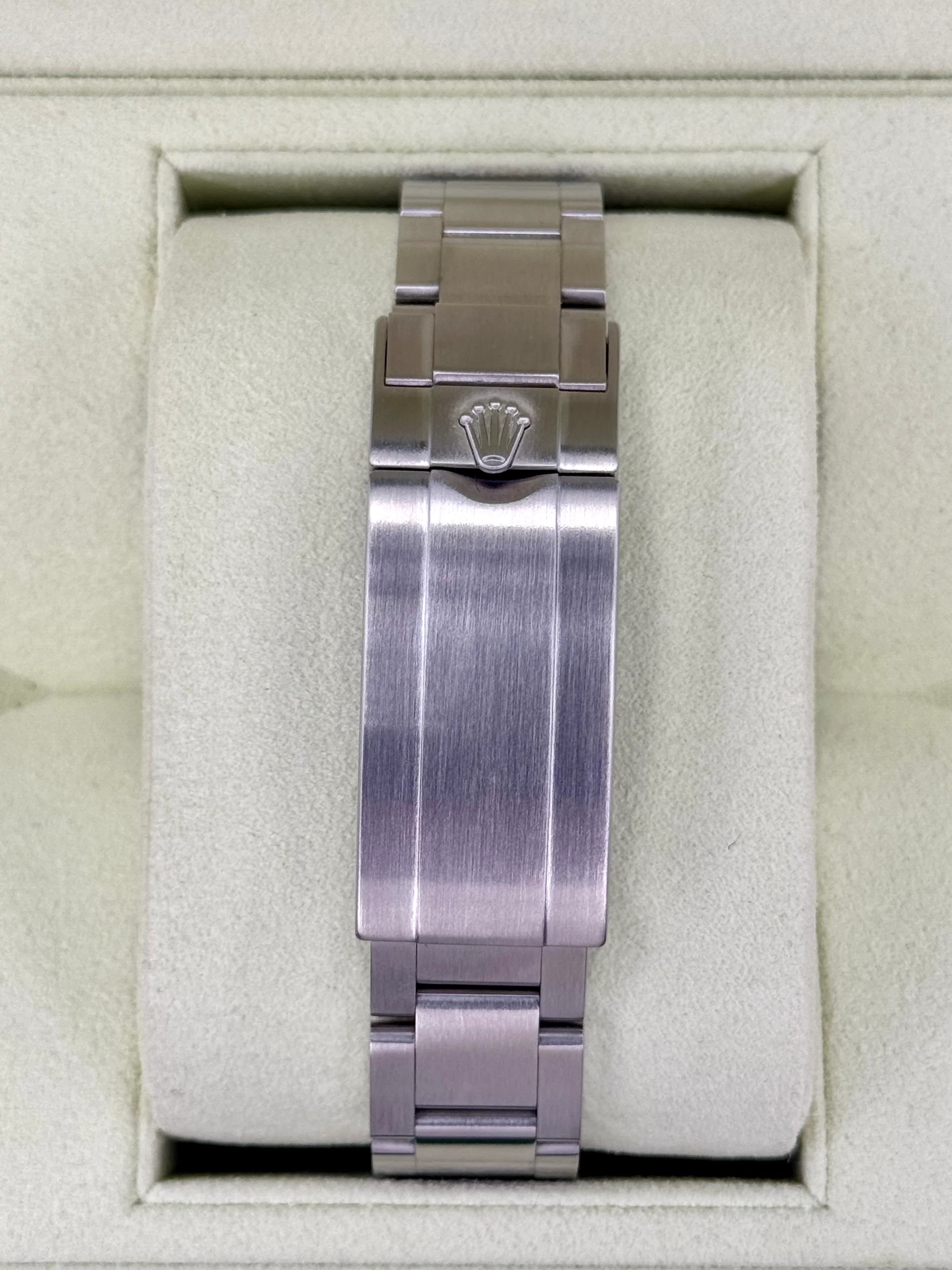 2013 Rolex Submariner "Hulk" 40mm 116610LV Green Dial - Image 2