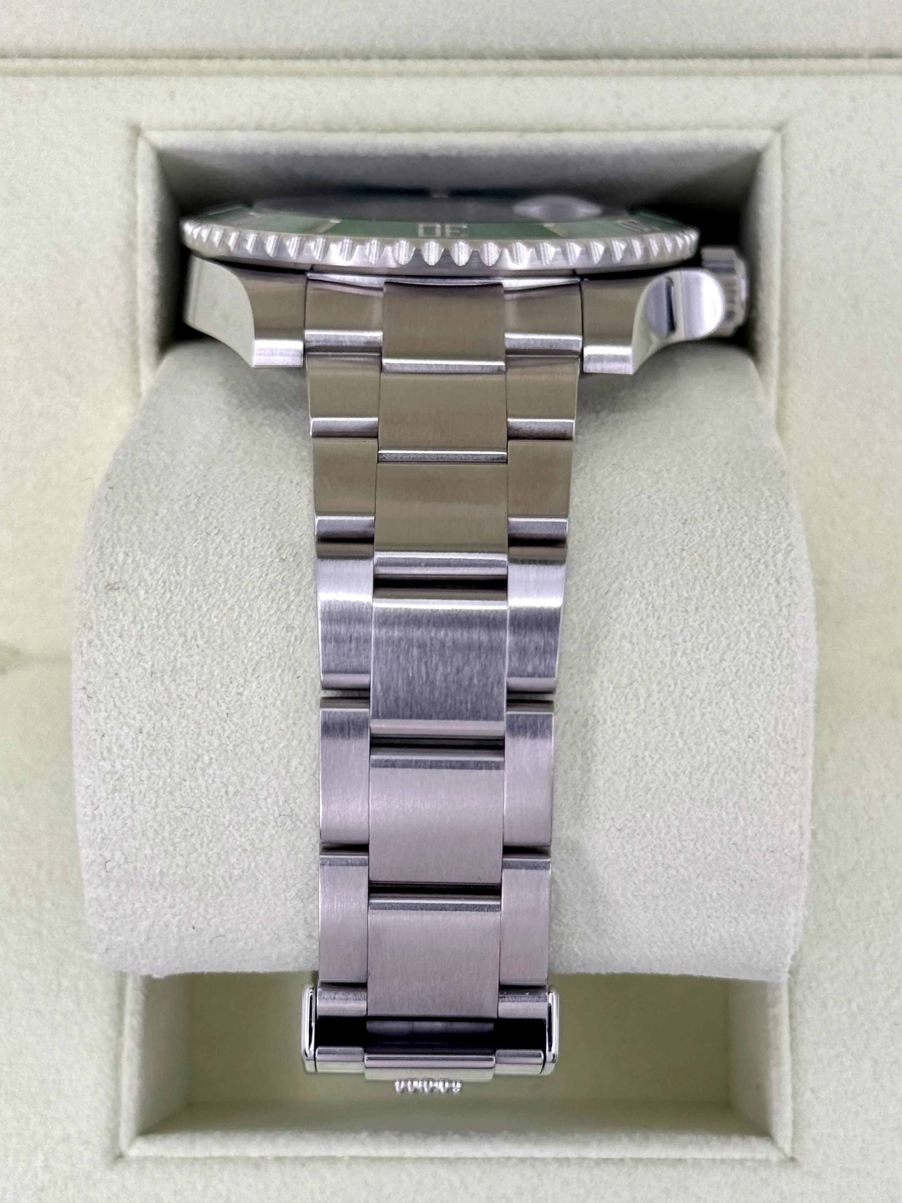 2013 Rolex Submariner "Hulk" 40mm 116610LV Green Dial - Image 3