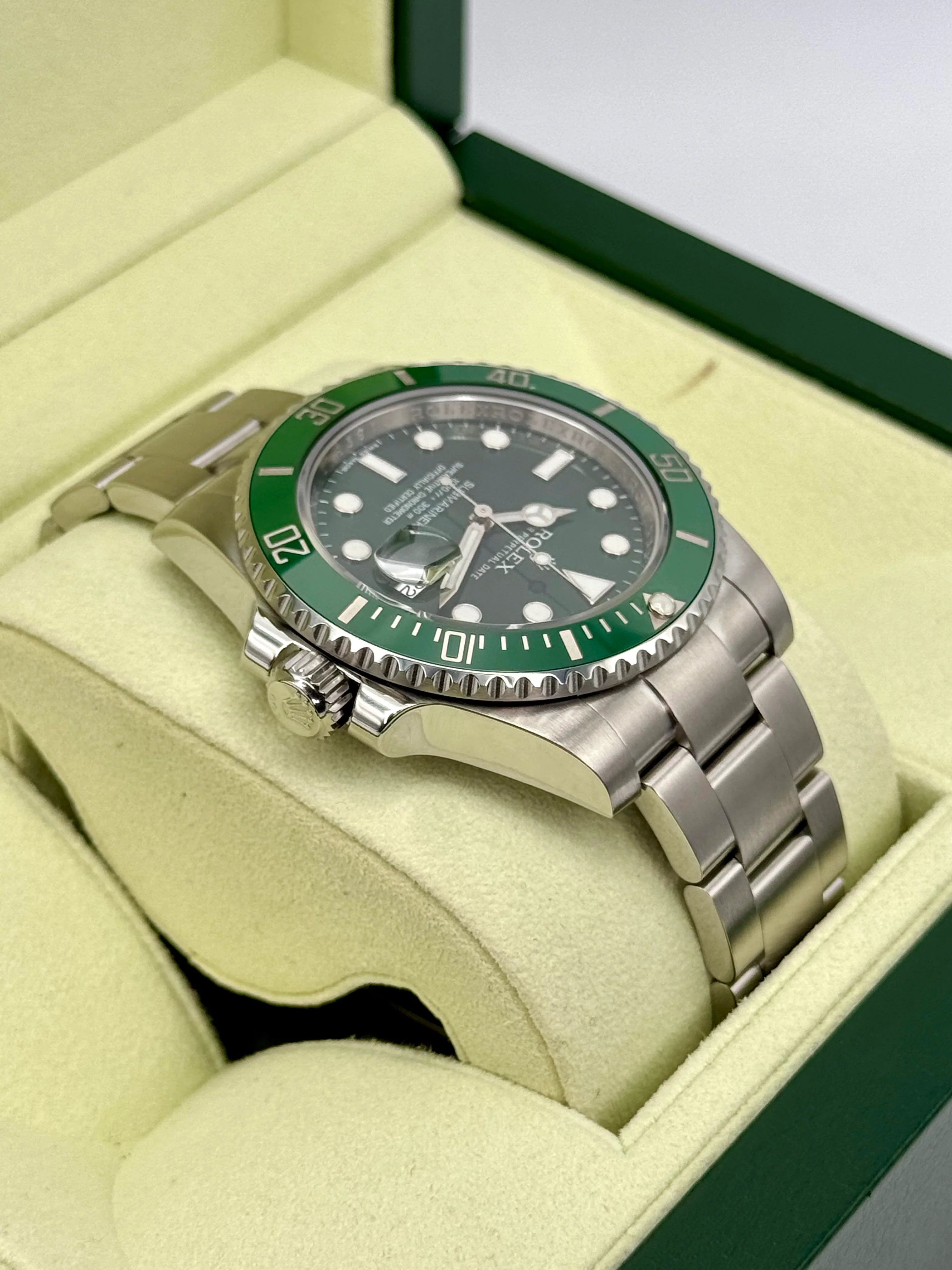 2013 Rolex Submariner "Hulk" 40mm 116610LV Green Dial - Image 8