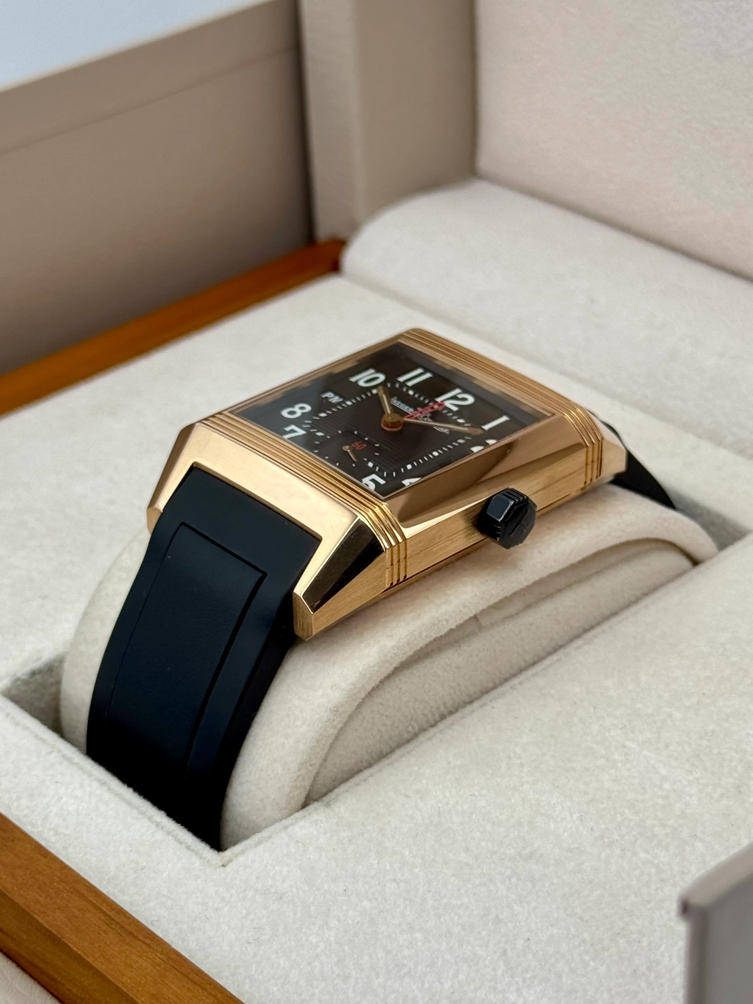 2014 Jaeger-Coultre Reverso Squadra Hometime 35mm 230.2.77 Rose Gold - Image 4
