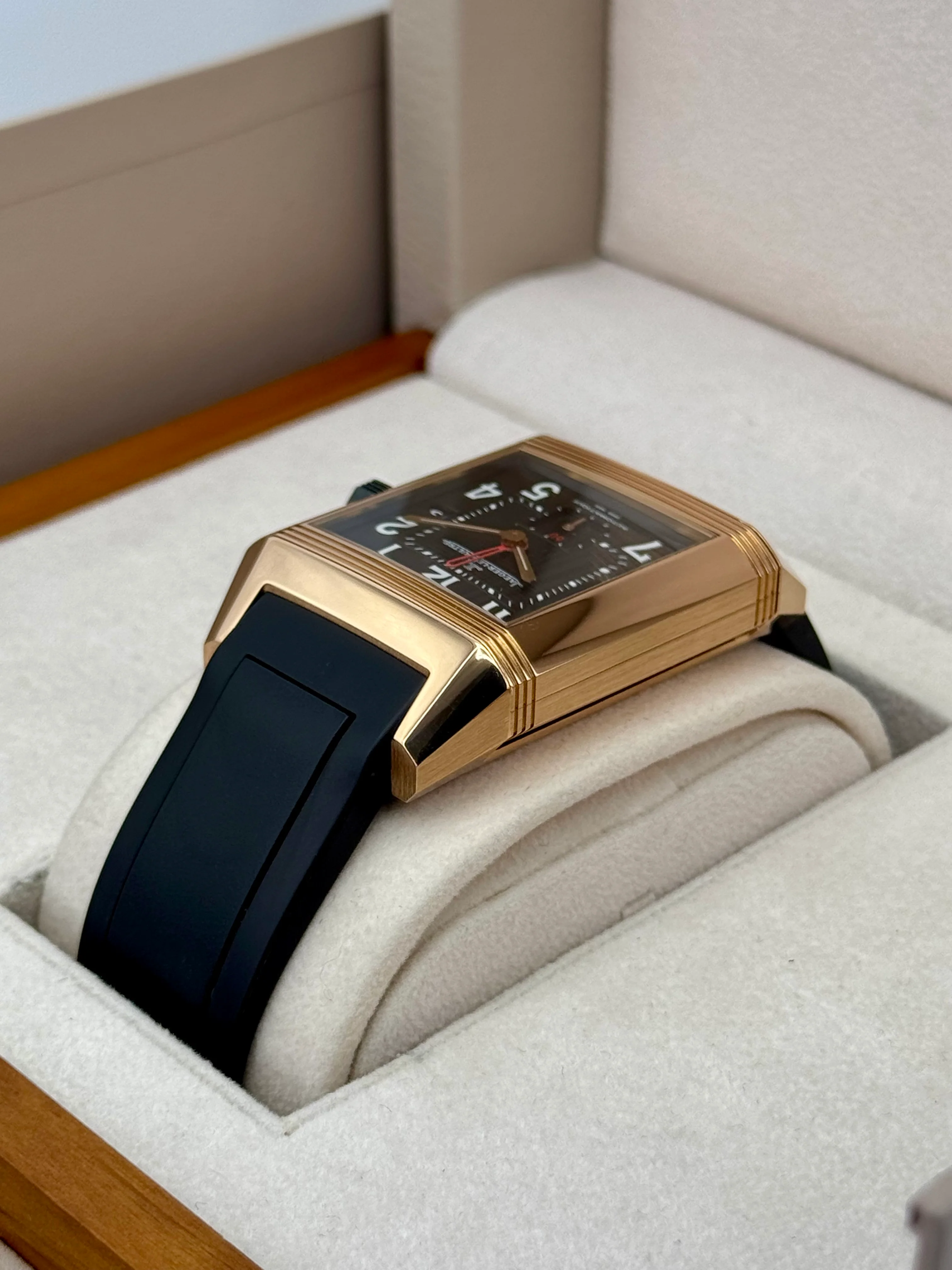 2014 Jaeger-Coultre Reverso Squadra Hometime 35mm 230.2.77 Rose Gold - Image 6