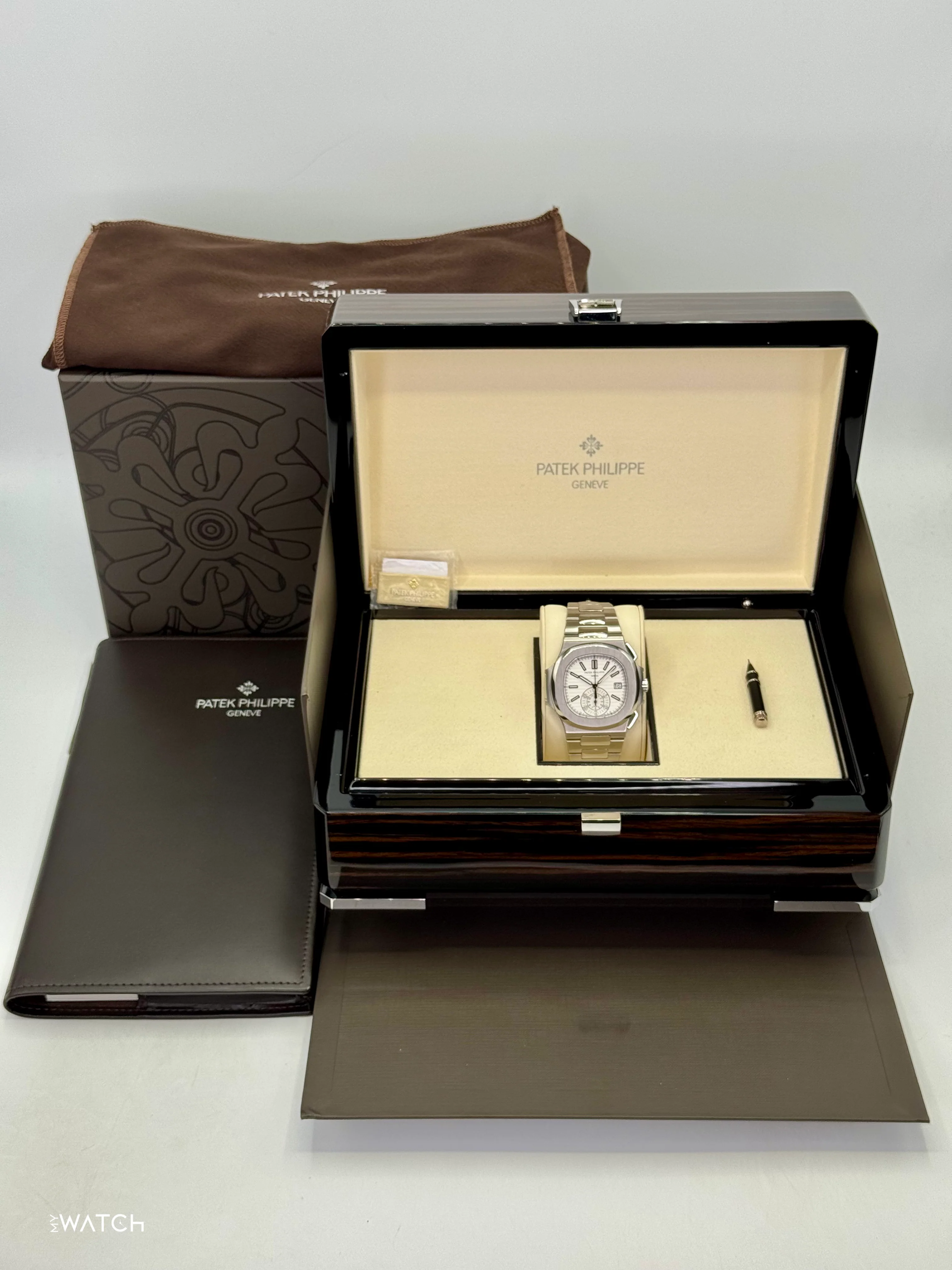 2014 Patek Philippe Nautilus Chrono 40.5mm 5980/1A Stainless Steel White Dial - Image 9