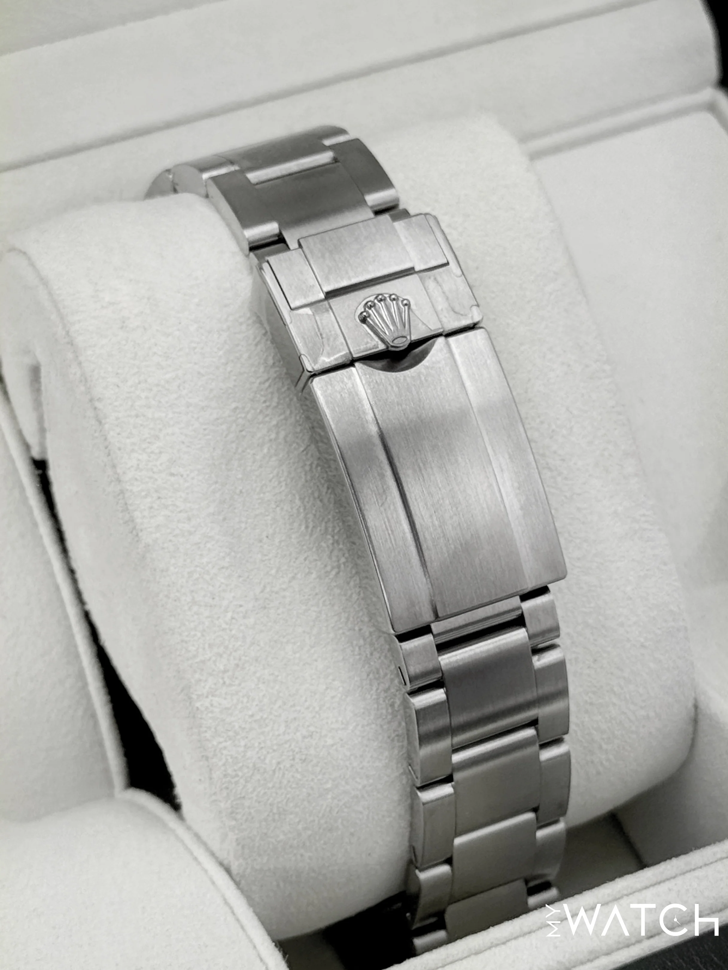 2014 Rolex Explorer II 42mm 216570 Polar White Dial - Image 2
