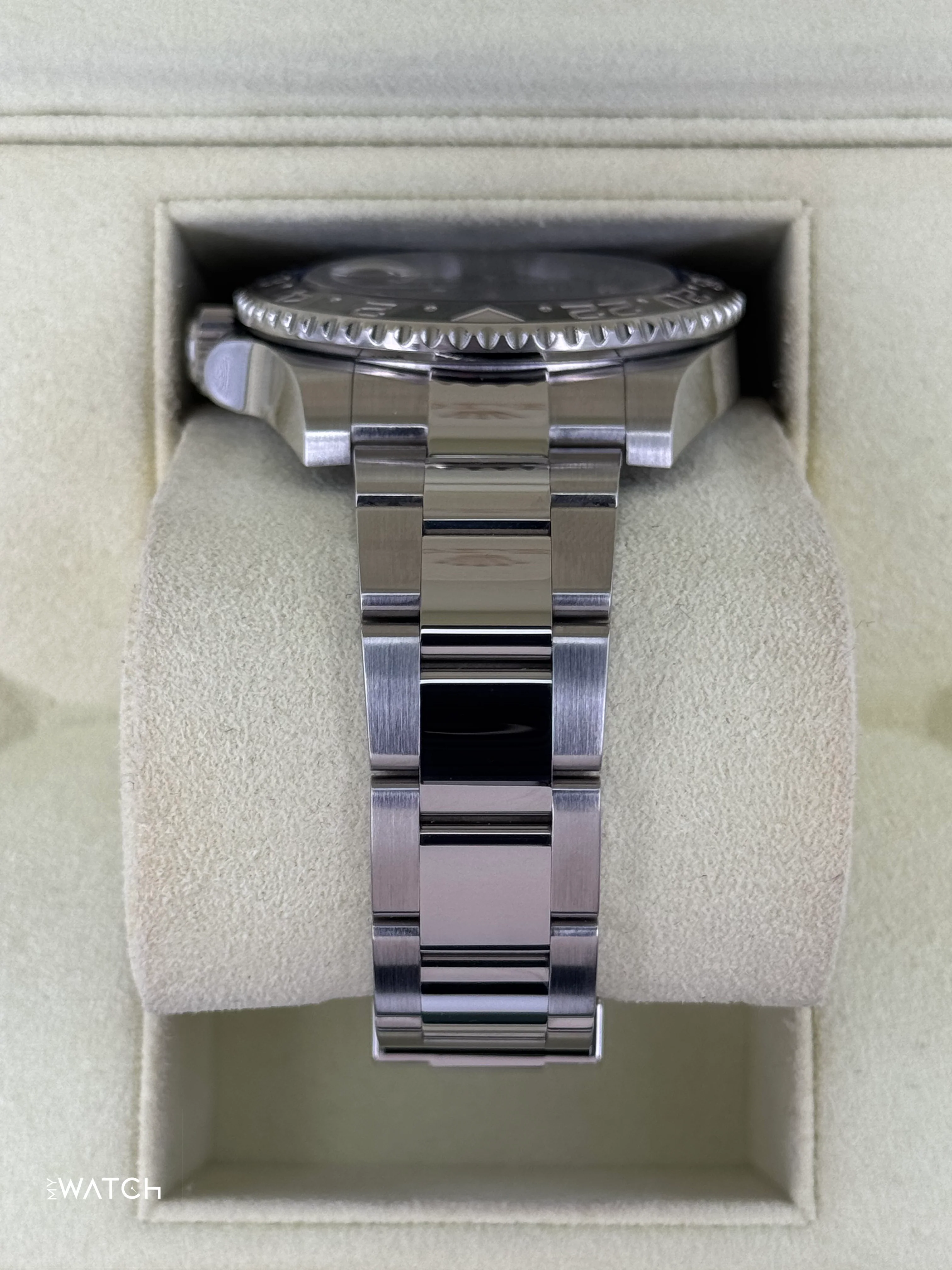 2014 Rolex GMT-Master II "Batman" 40mm 116710BLNR Oyster - Image 4
