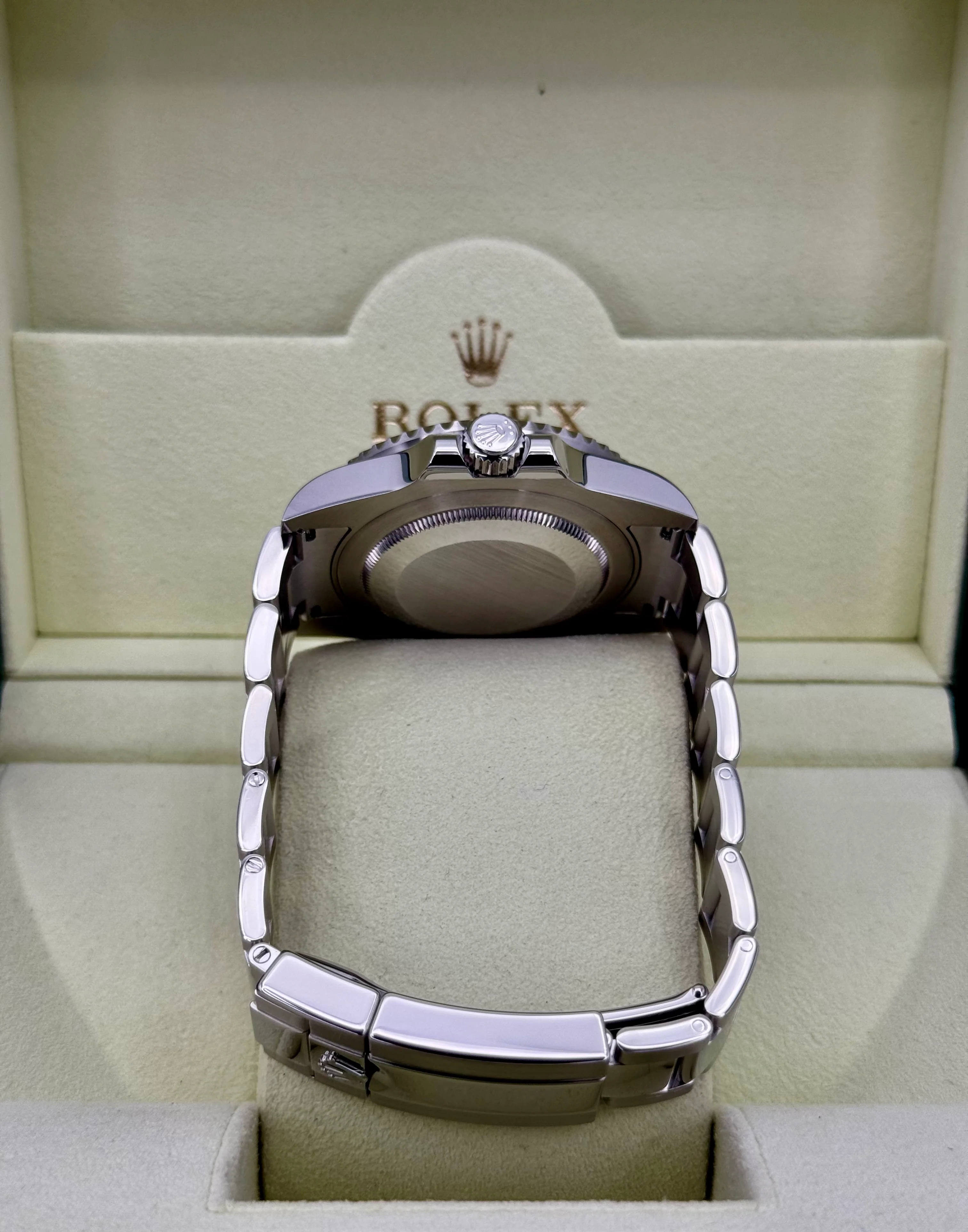 2014 Rolex GMT-Master II “Batman” 40mm 116710BLNR Oyster - Image 9