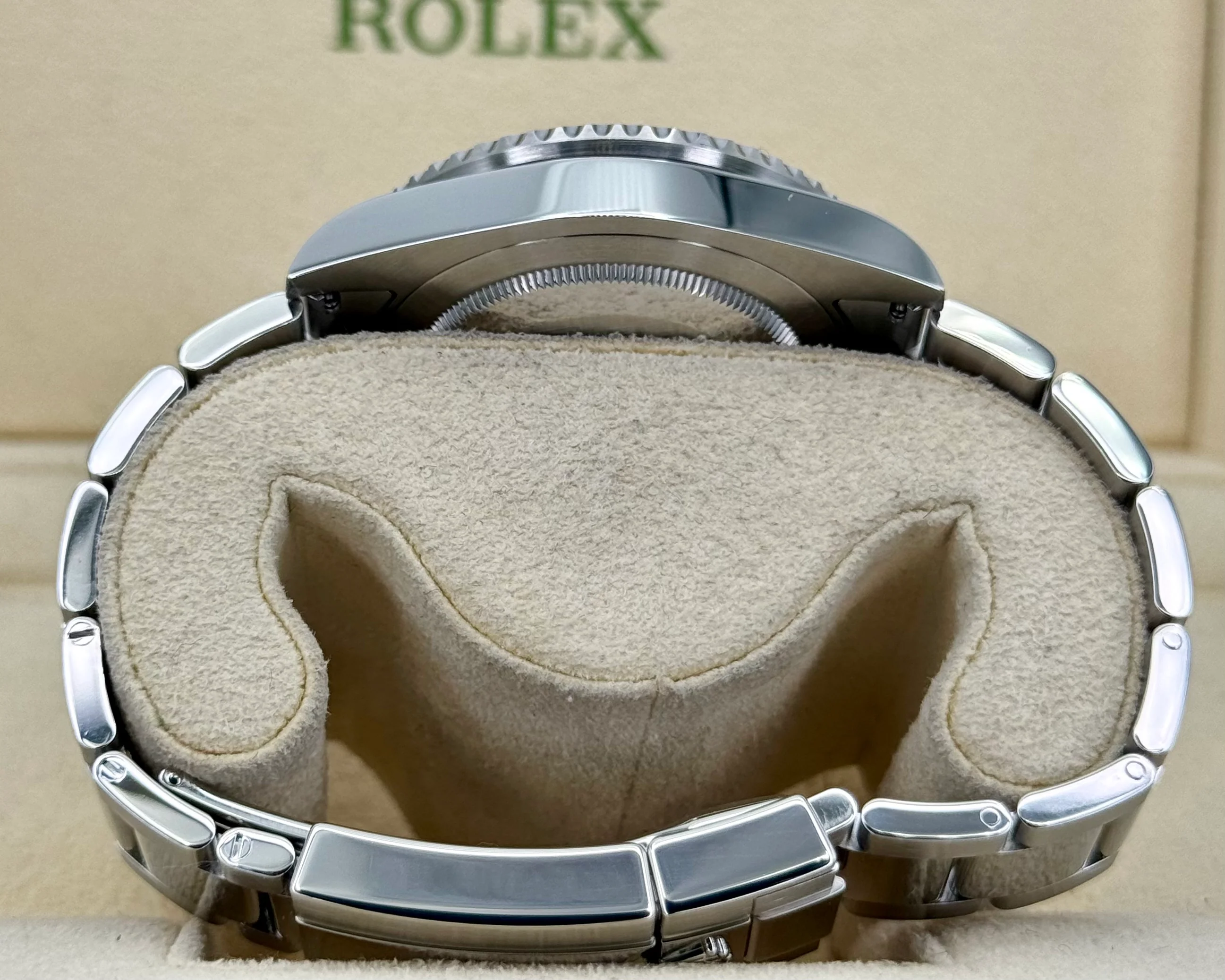 2014 Rolex GMT-Master II “Batman” 40mm 116710BLNR Oyster - Image 10