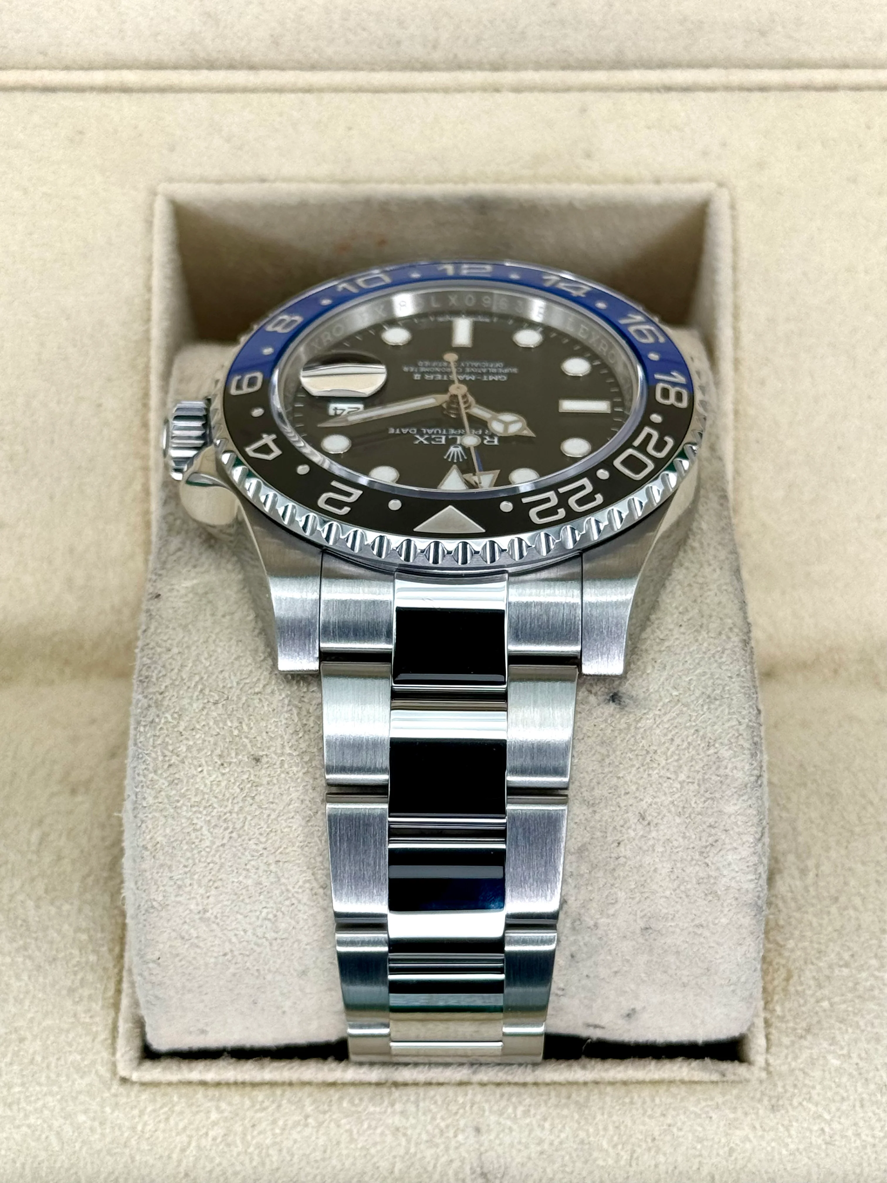 2014 Rolex GMT-Master II “Batman” 40mm 116710BLNR Oyster - Image 4