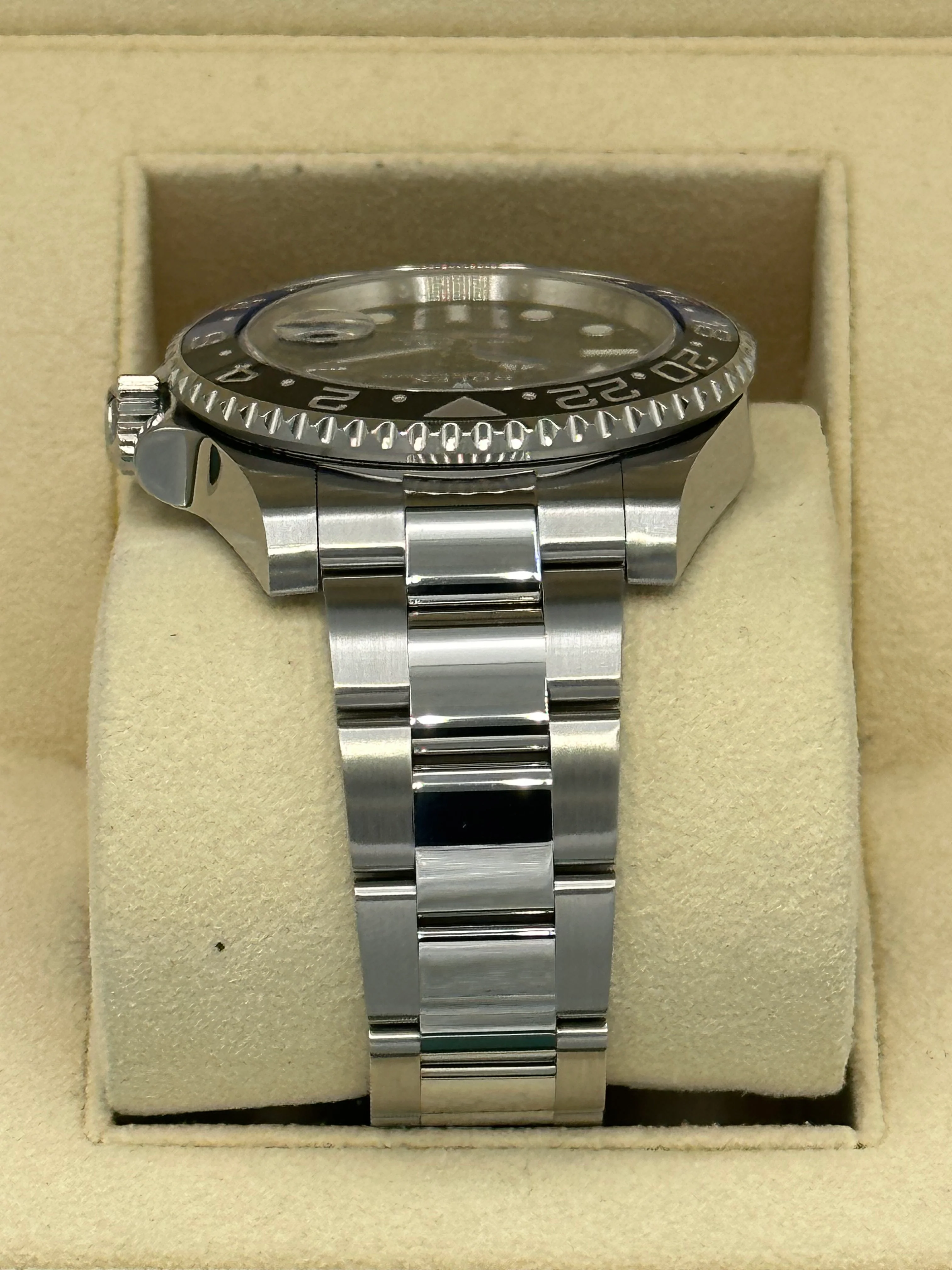2014 Rolex GMT-Master II "Batman" 40mm 116710BLNR Oyster - Image 3