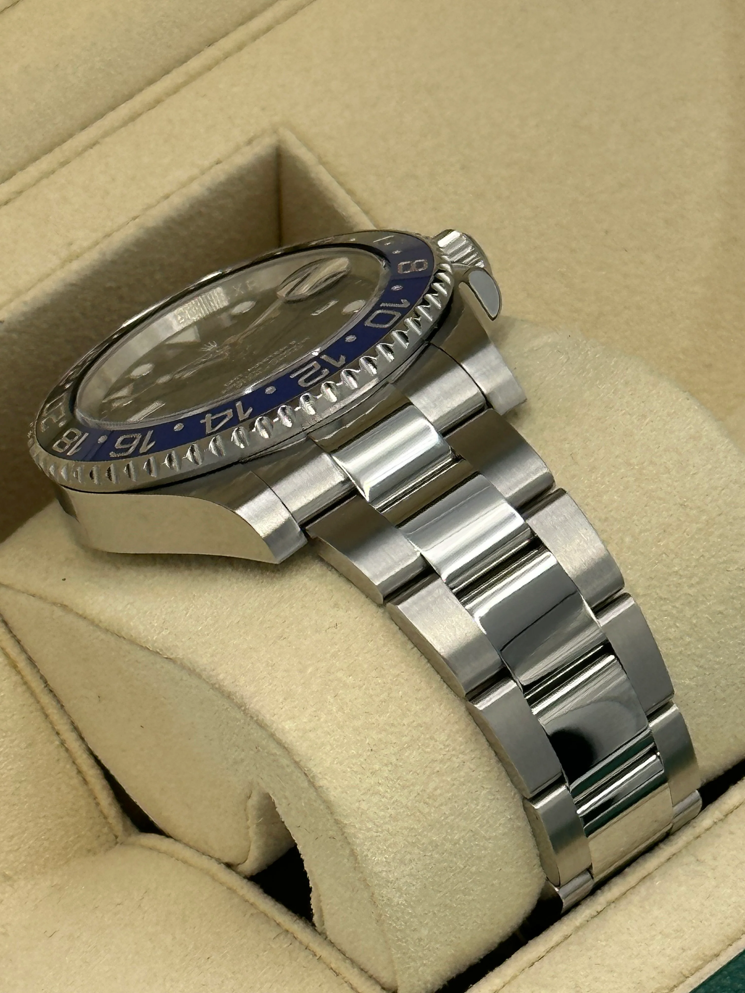 2014 Rolex GMT-Master II "Batman" 40mm 116710BLNR Oyster - Image 6