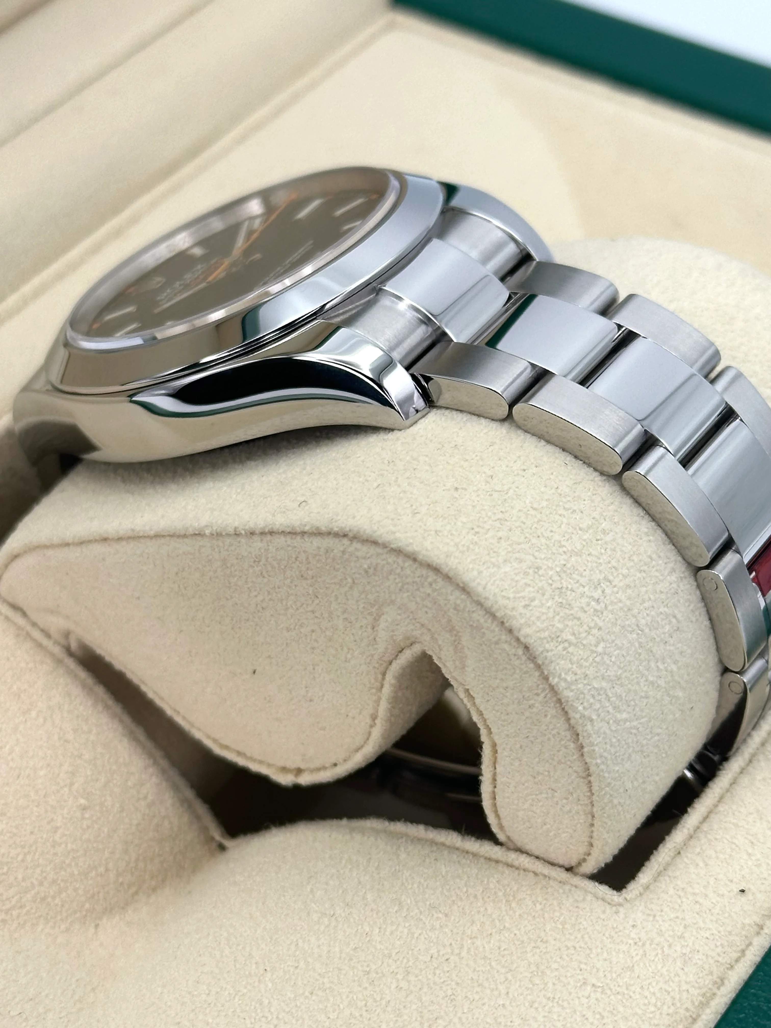 2014 Rolex Milgauss 40mm 116400GV Stainless Steel Black Dial - Image 6