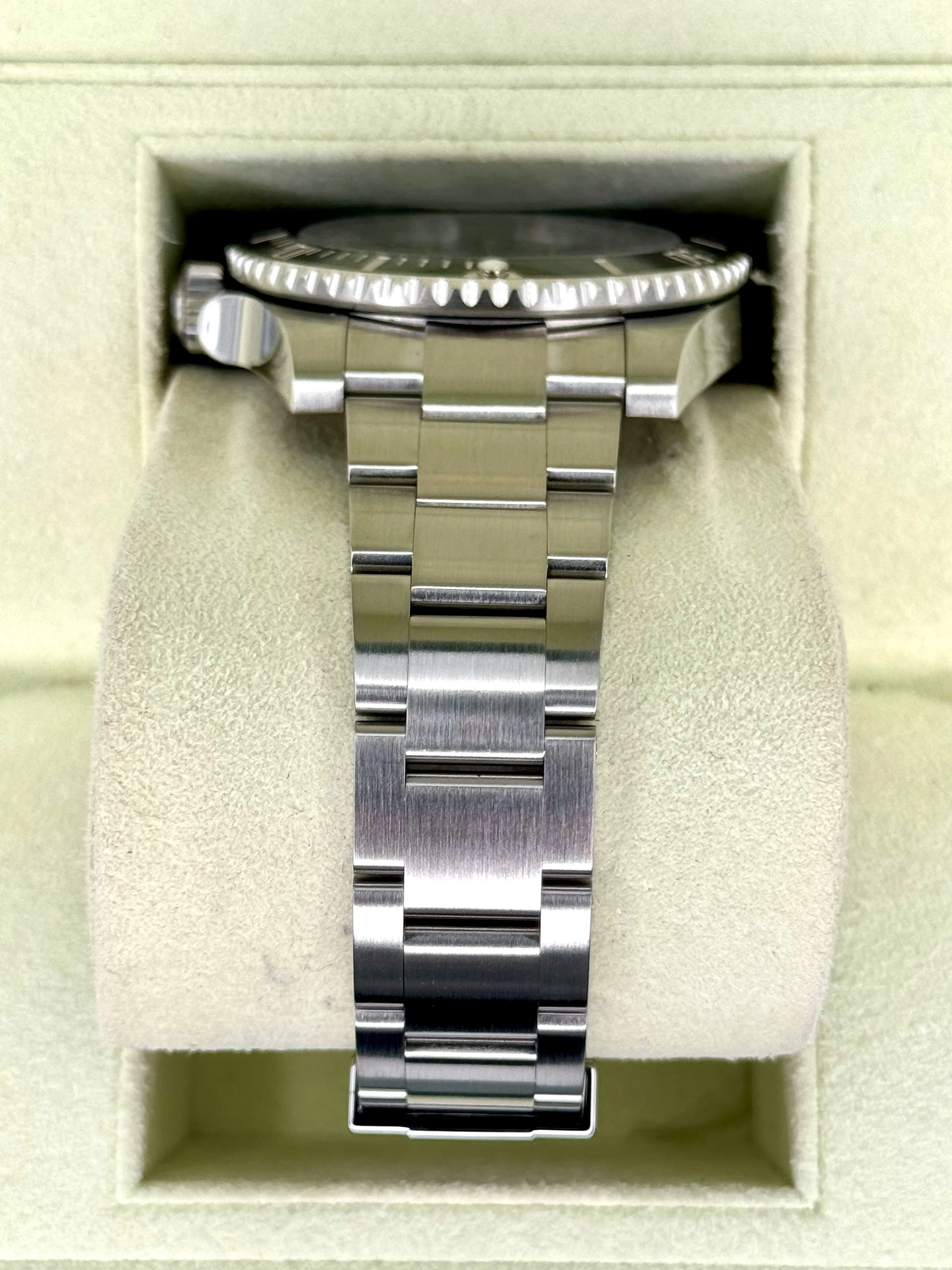 2014 Rolex Submariner 40mm 114060 Stainless Steel Black Dial - Image 4