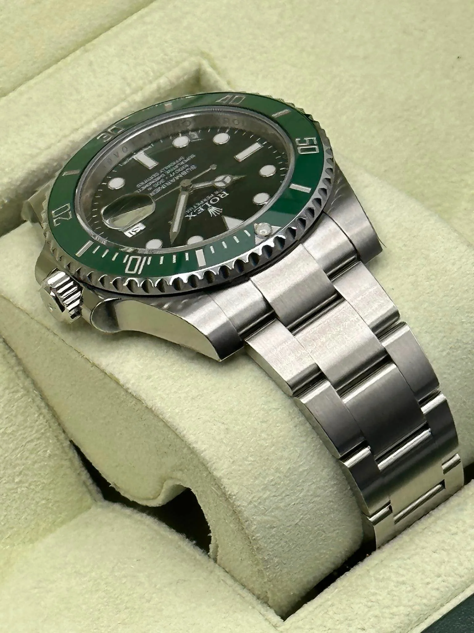 NEW OLD STOCK 2014 Rolex Submariner "Hulk" 40mm 116610LV Green Dial - Image 6