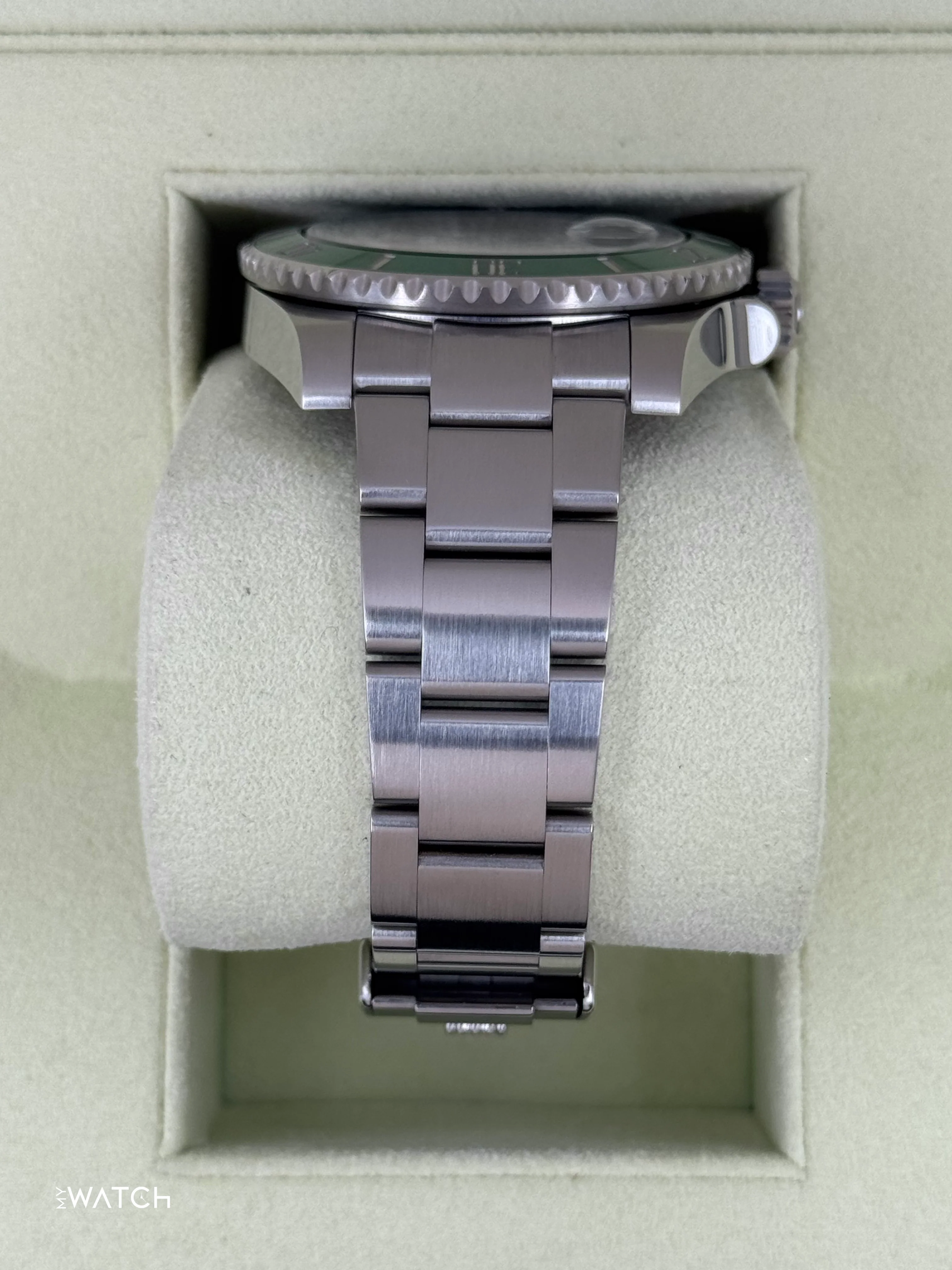 2014 Rolex Submariner "Hulk" 40mm 116610LV Green Dial - Image 3