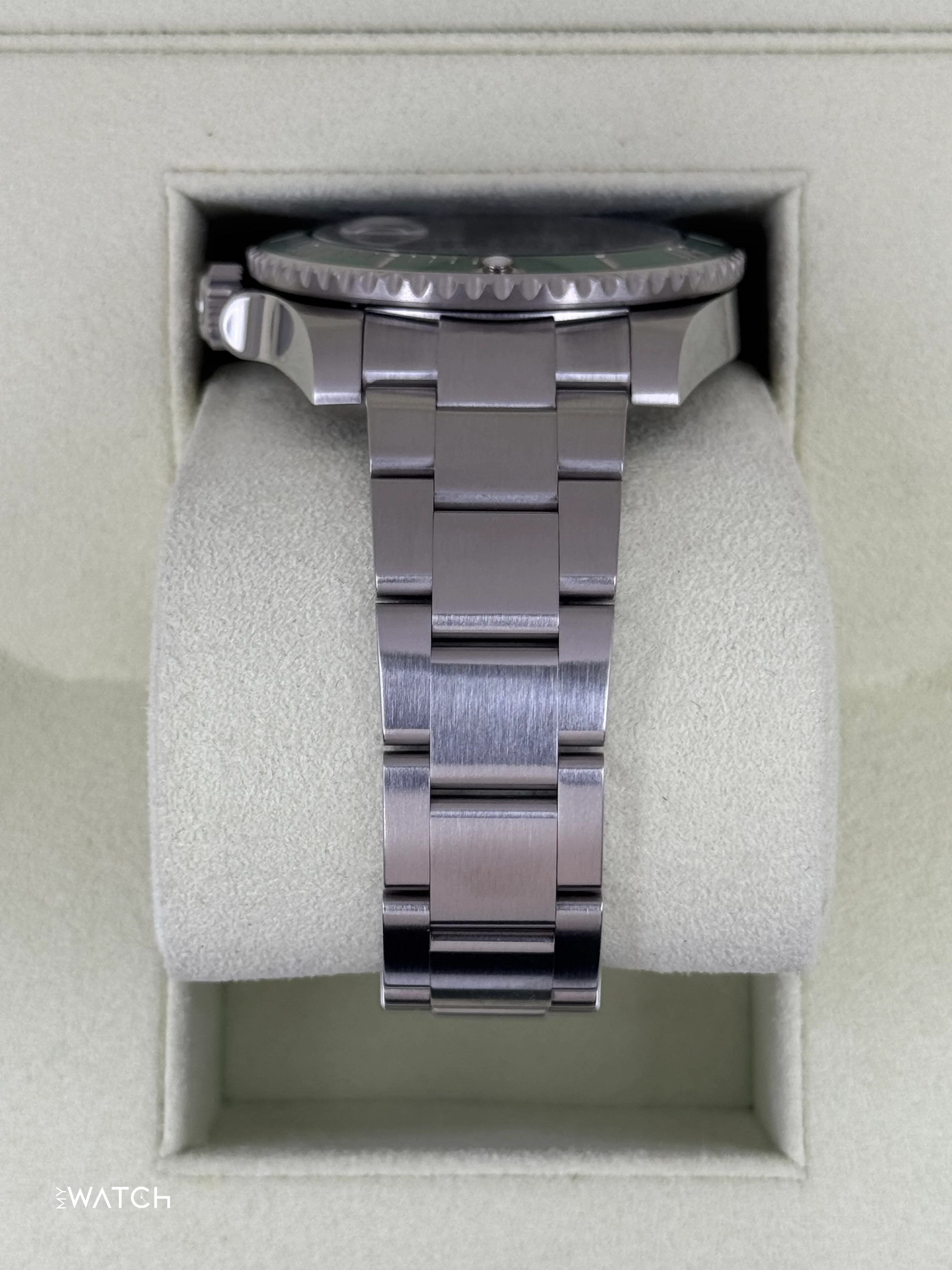2014 Rolex Submariner "Hulk" 40mm 116610LV Green Dial - Image 4