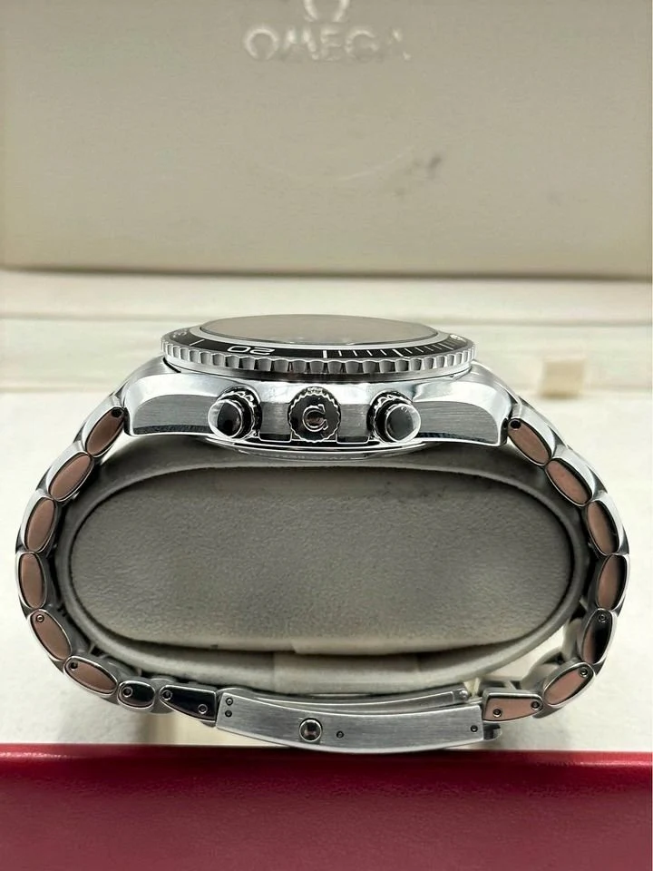 2015 Omega 22105000 Seamaster Planet Ocean Chronograph - Image 7