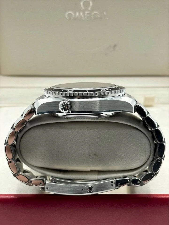 2015 Omega 22105000 Seamaster Planet Ocean Chronograph - Image 8