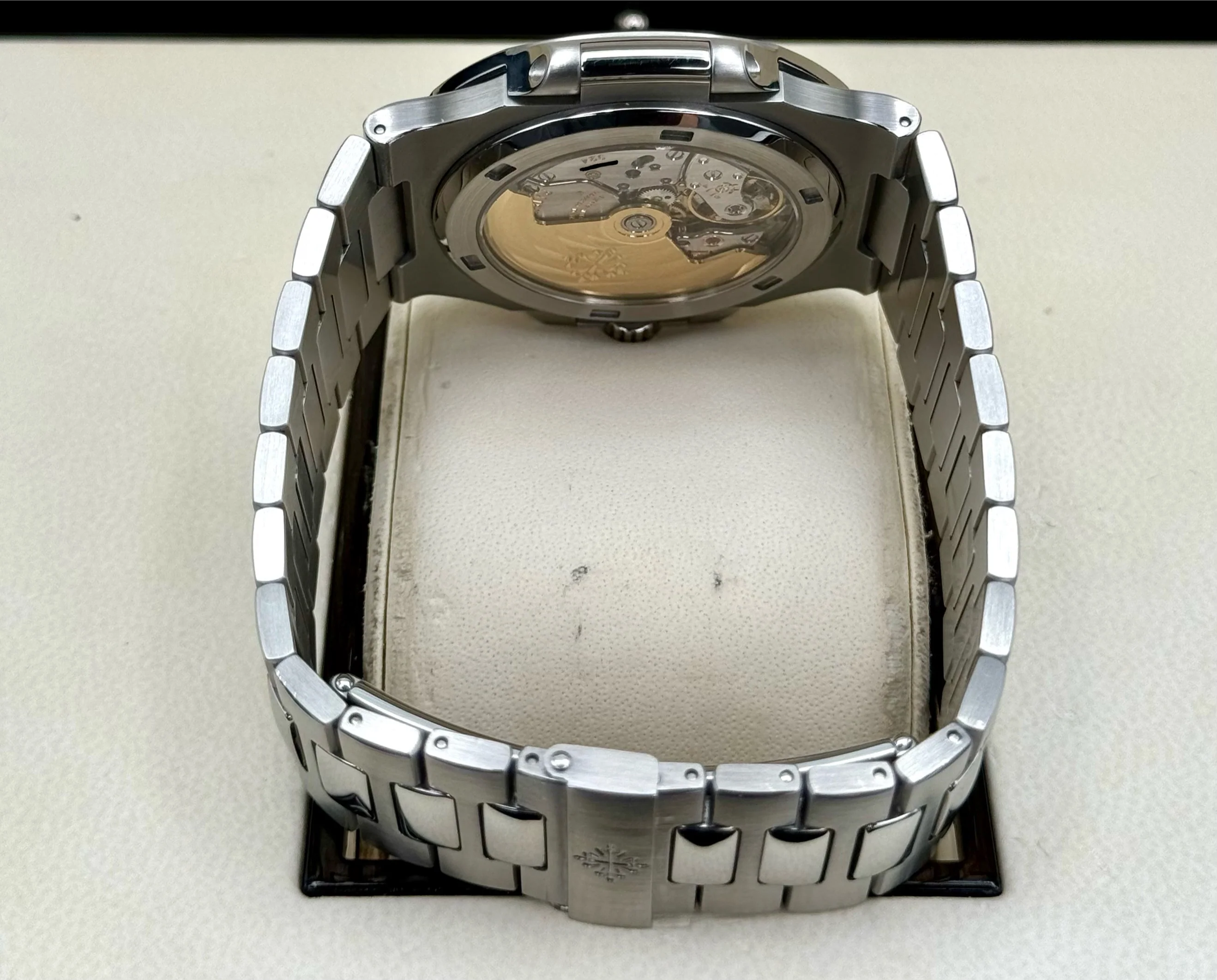 2015 Patek Philippe Nautilus 40mm 5711/1A Stainless Steel White Dial - Image 10