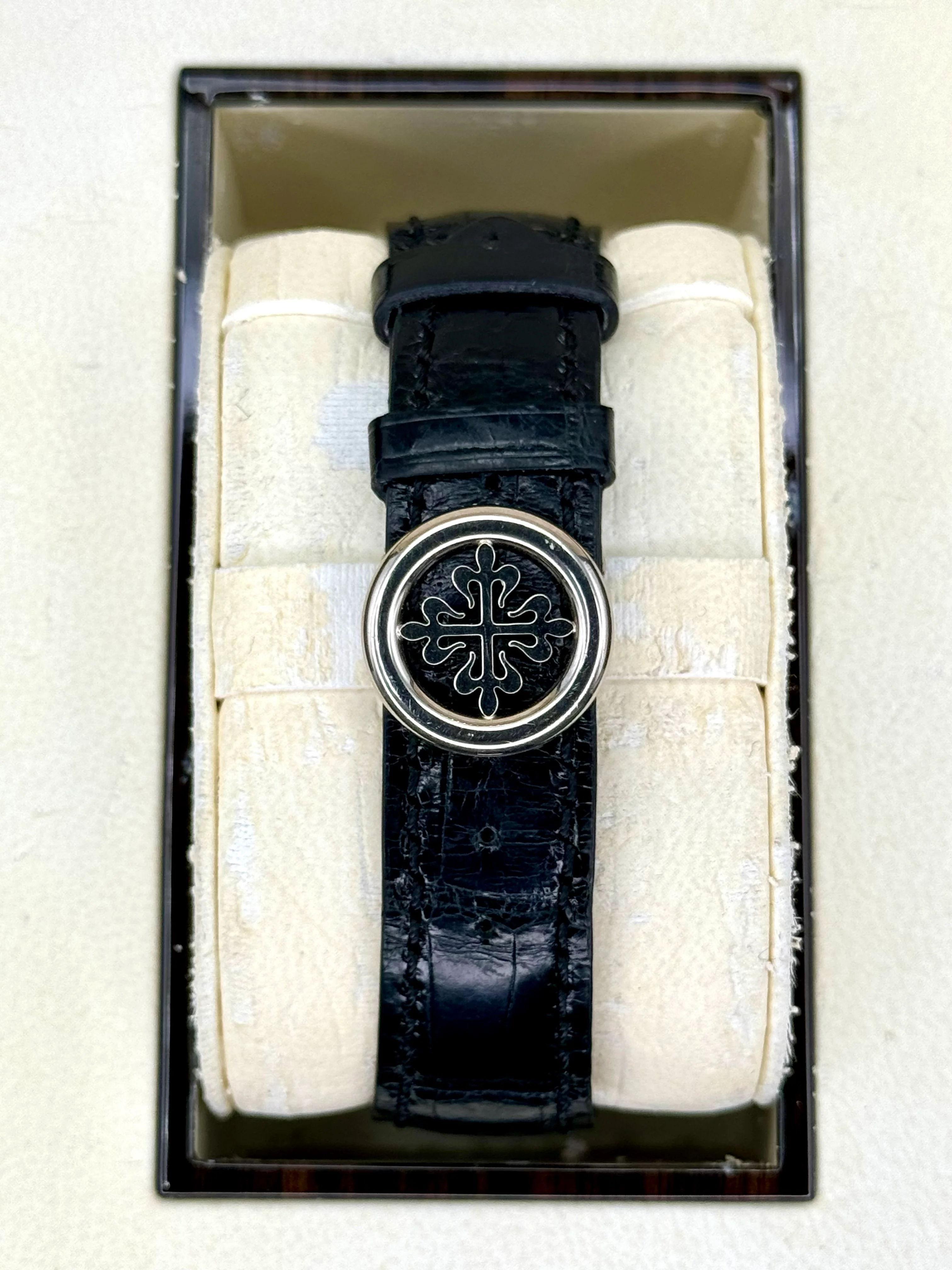 2012 Patek Philippe Annual Calander 40mm 5205G White Gold Grey Dial - Image 2