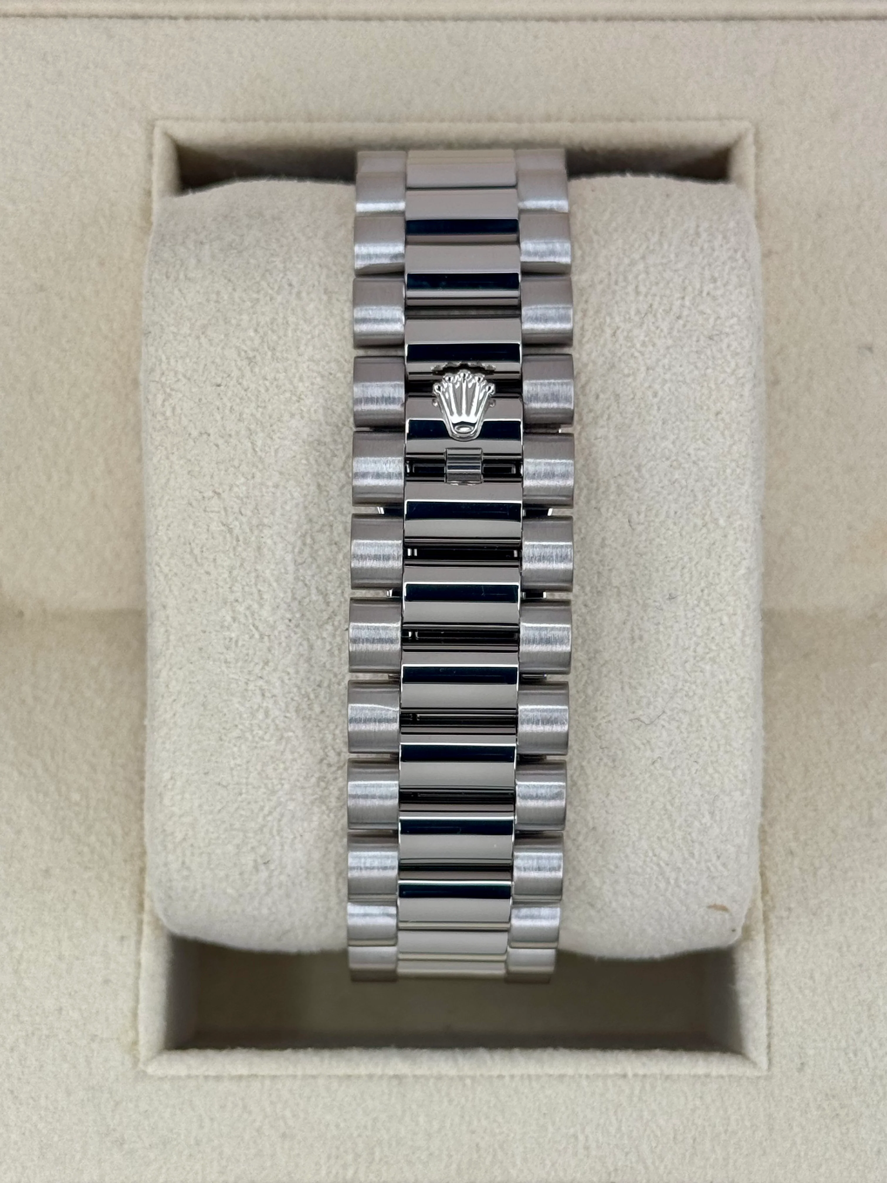 2015 Rolex Day-Date II 41mm 218239 White Gold Presidential Black Dial - Image 2