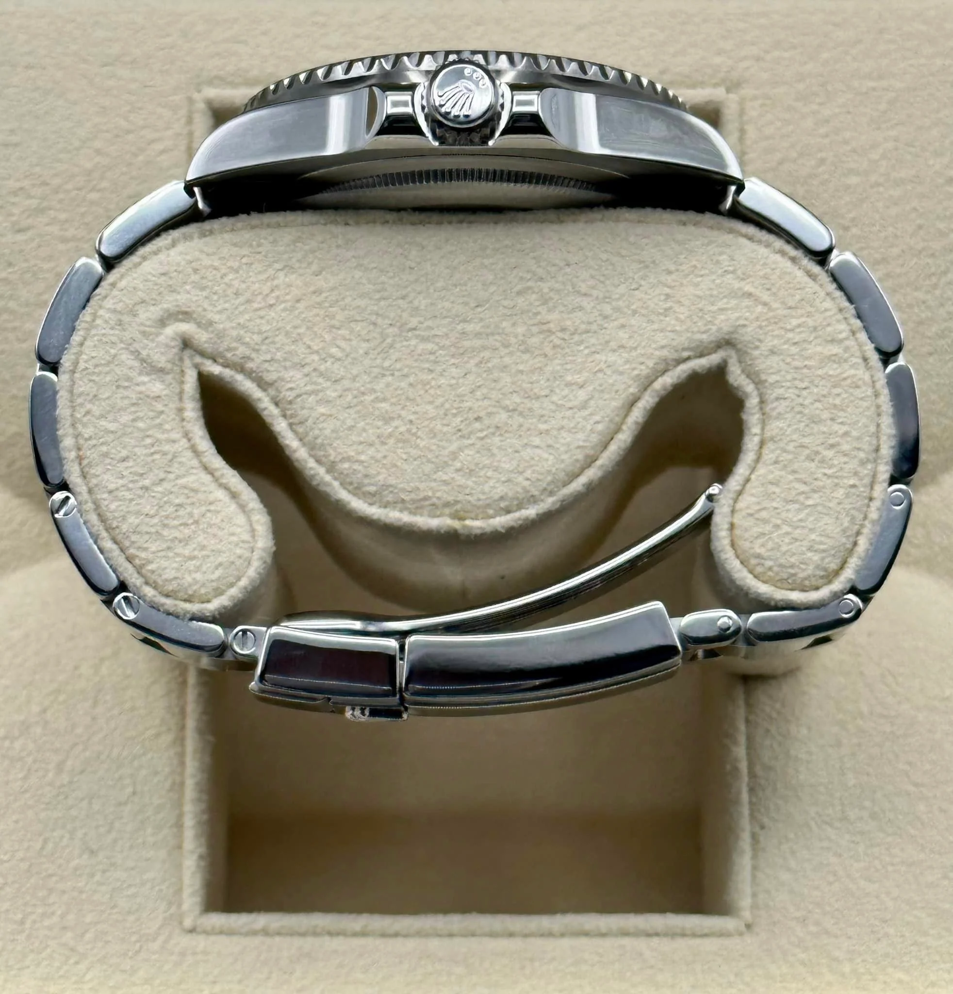 2015 Rolex GMT-Master II "Batman" 40mm 116710BLNR Oyster - Image 10