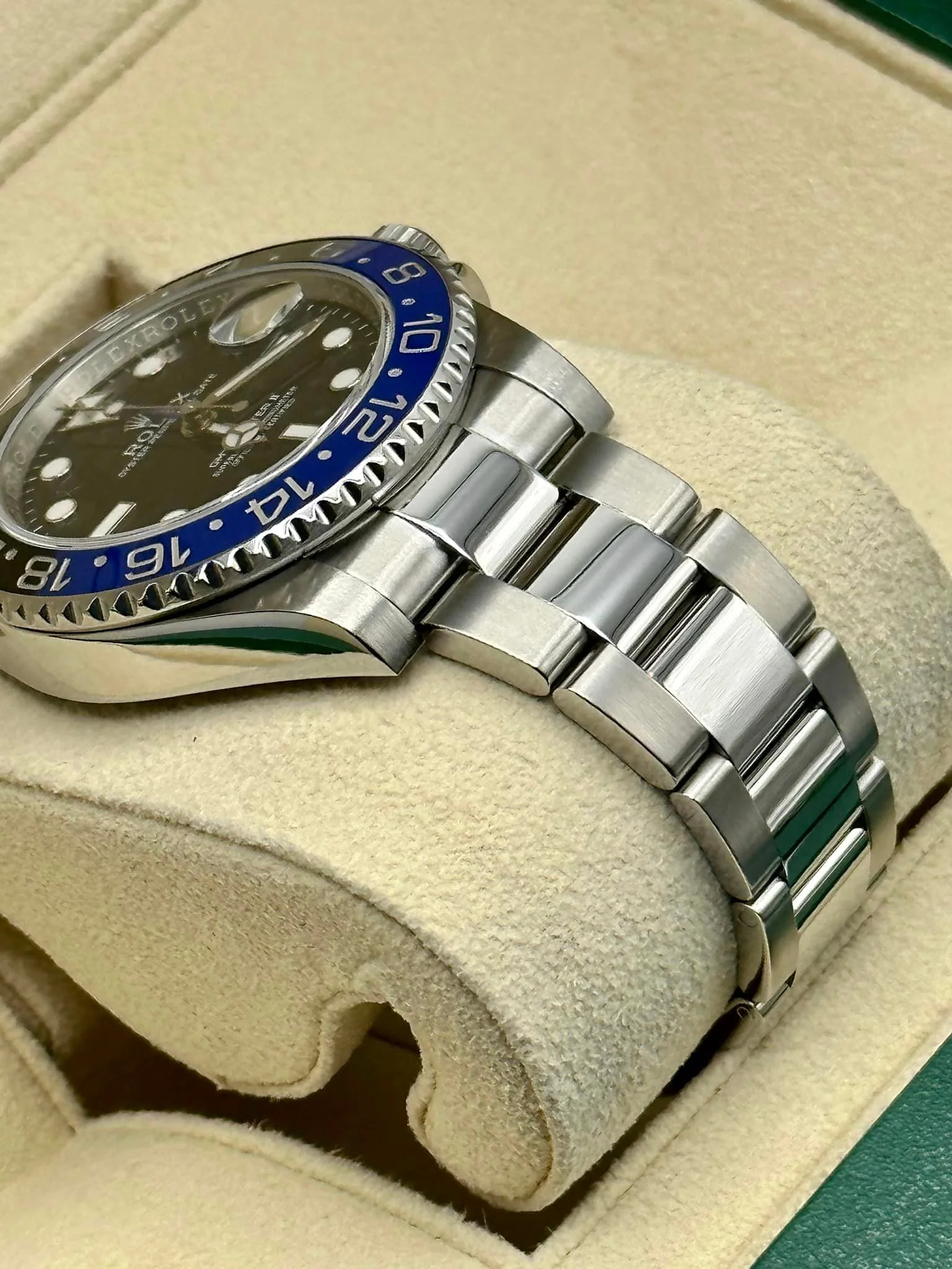 2015 Rolex GMT-Master II "Batman" 40mm 116710BLNR Oyster - Image 7