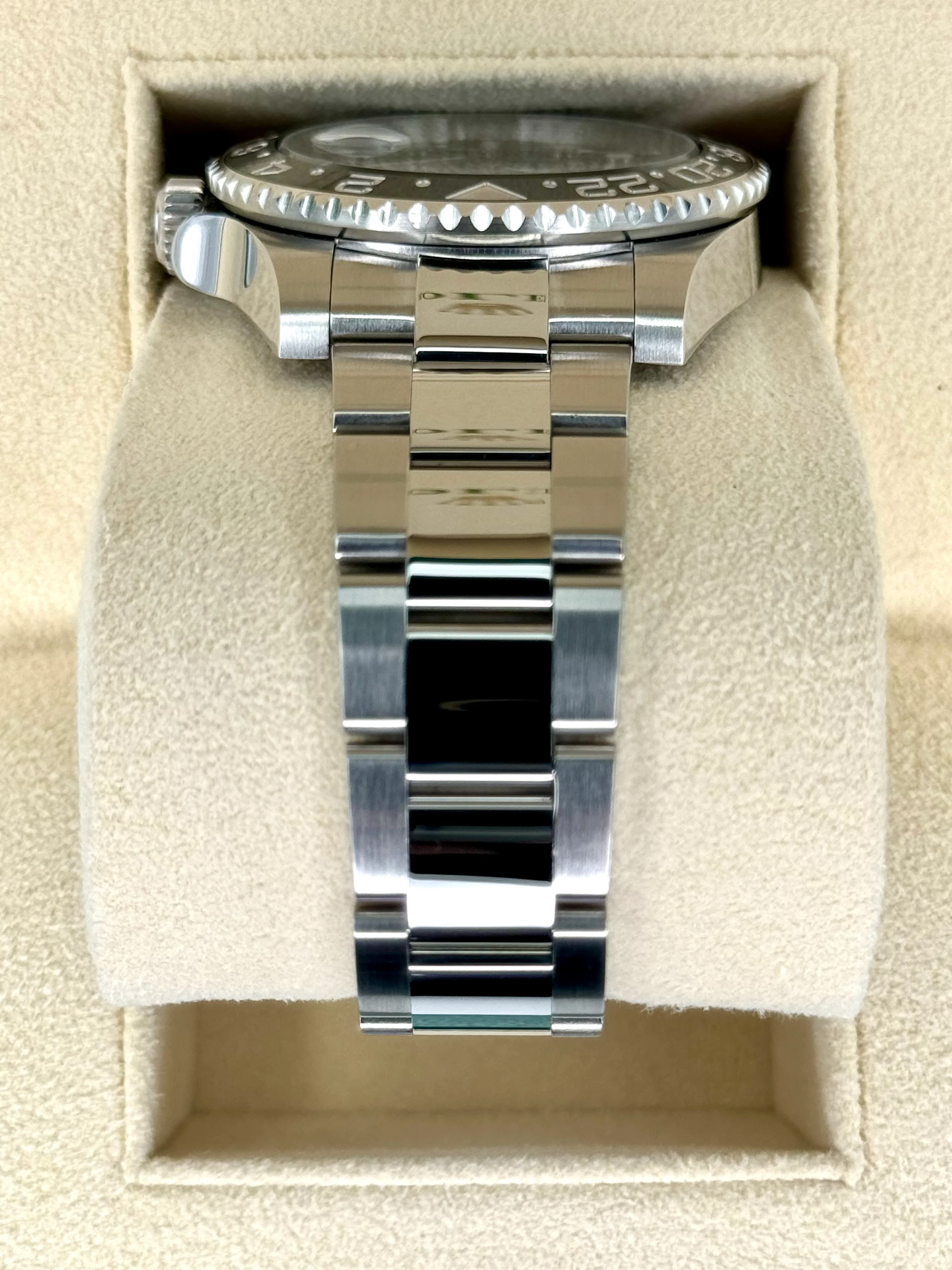 2015 Rolex GMT-Master II 40mm 116710LN Stainless Steel Black Dial - Image 4