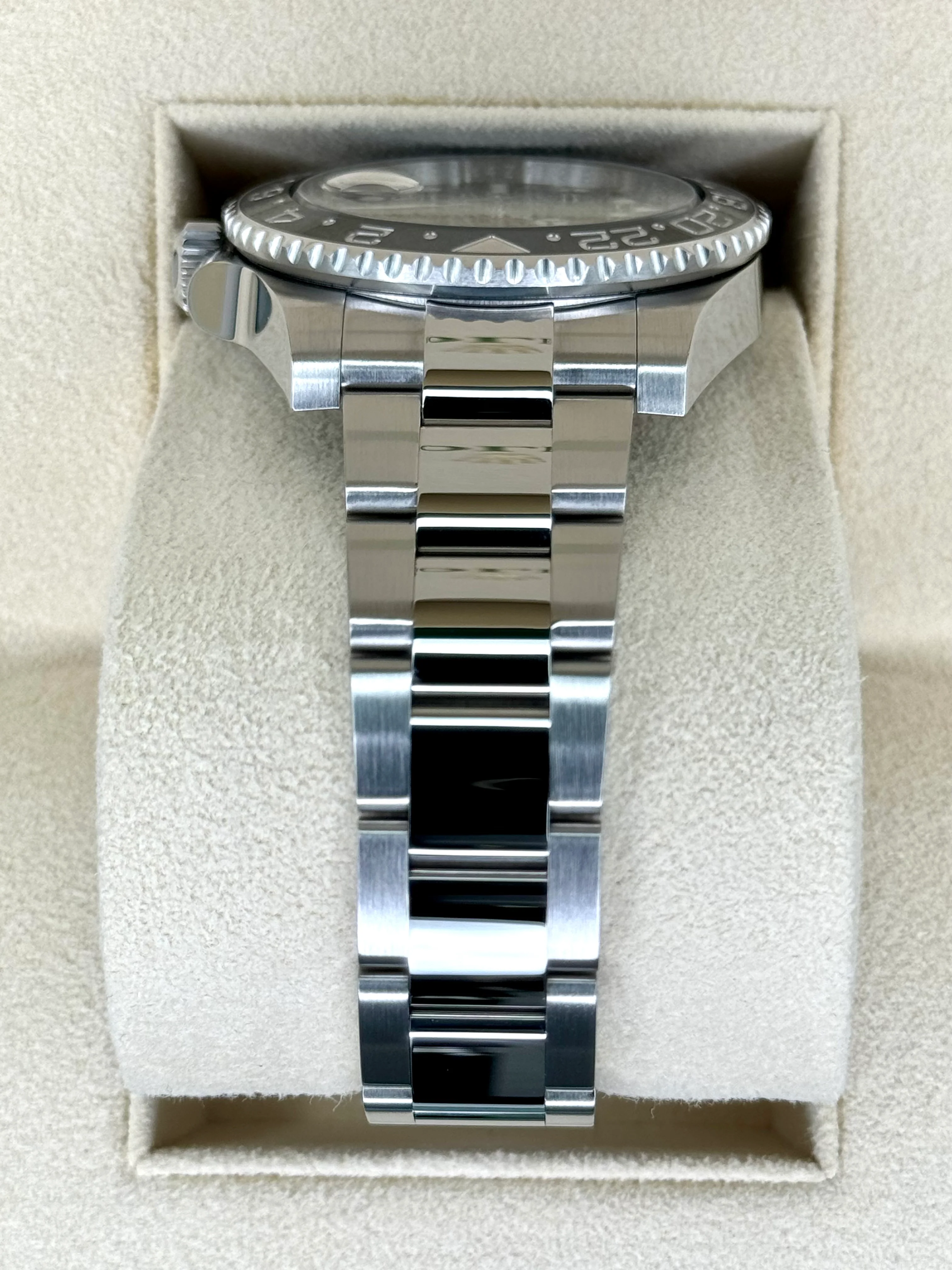 2015 Rolex GMT-Master II 40mm 116710LN Stainless Steel Black Dial - Image 4