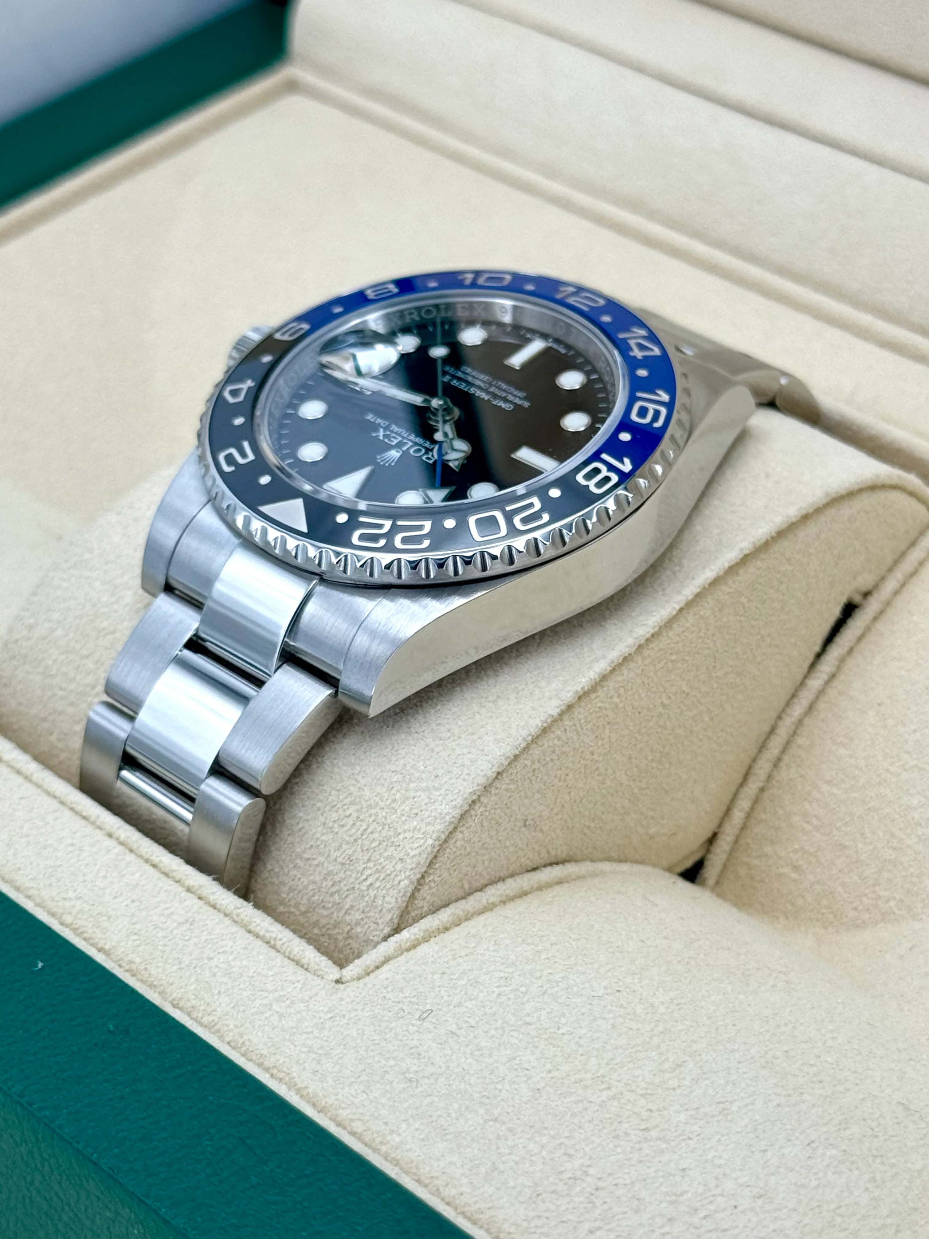 2015 Rolex GMT-Master II "Batman" 40mm 116710BLNR Oyster - Image 7