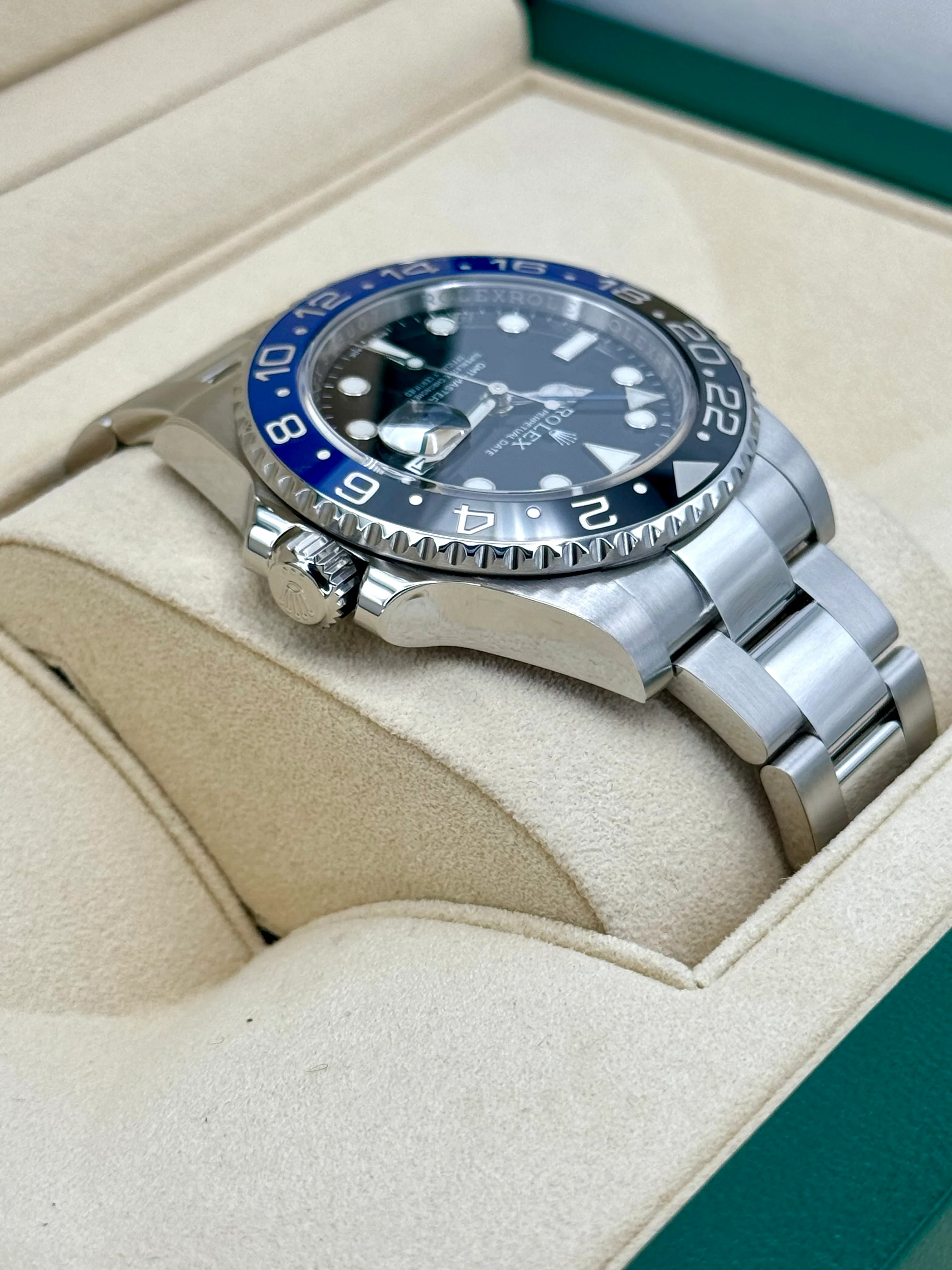 2015 Rolex GMT-Master II "Batman" 40mm 116710BLNR Oyster - Image 8