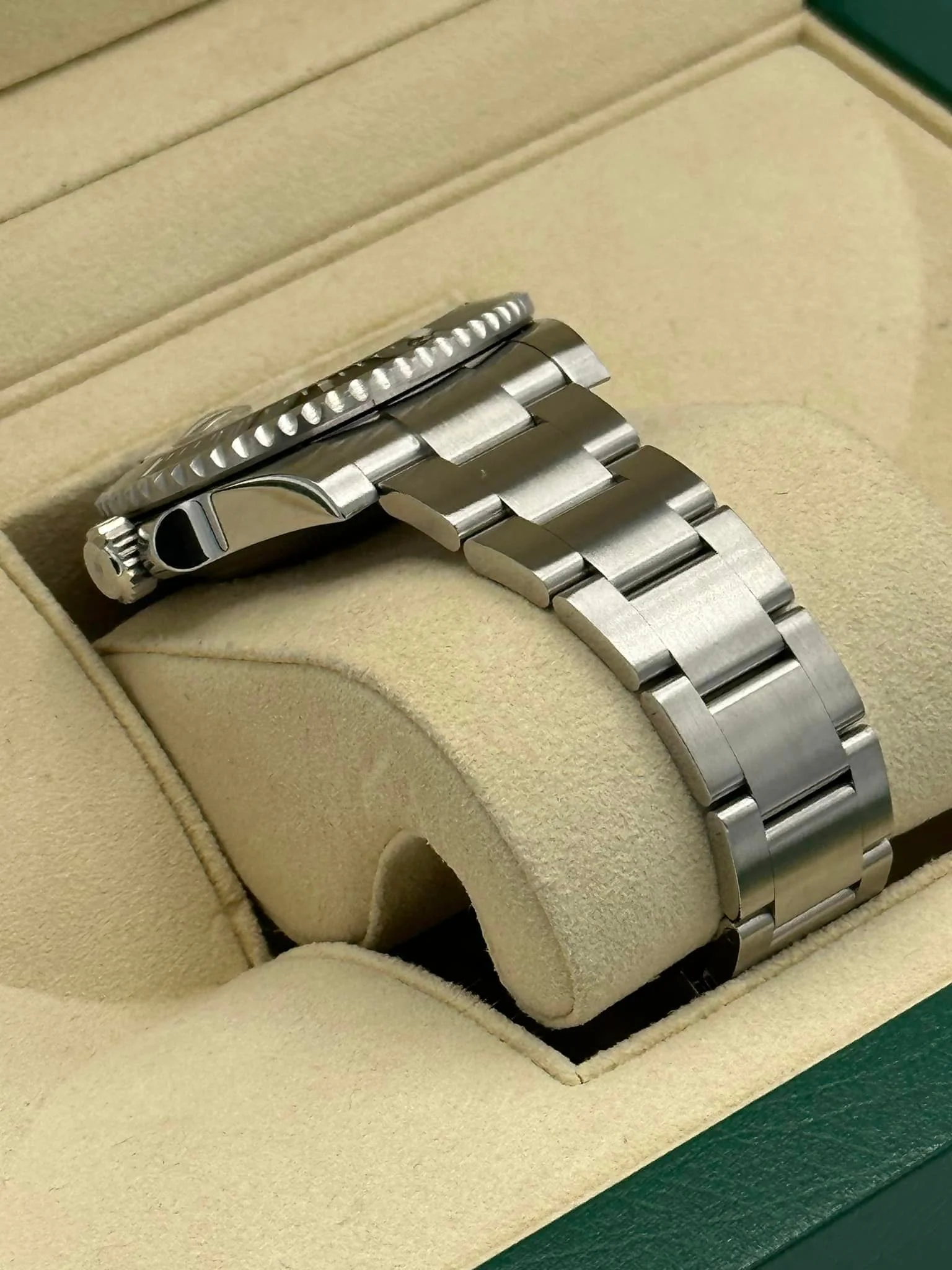 2015 Rolex Submariner 40mm 116610LN Stainless Steel Black Dial - Image 6
