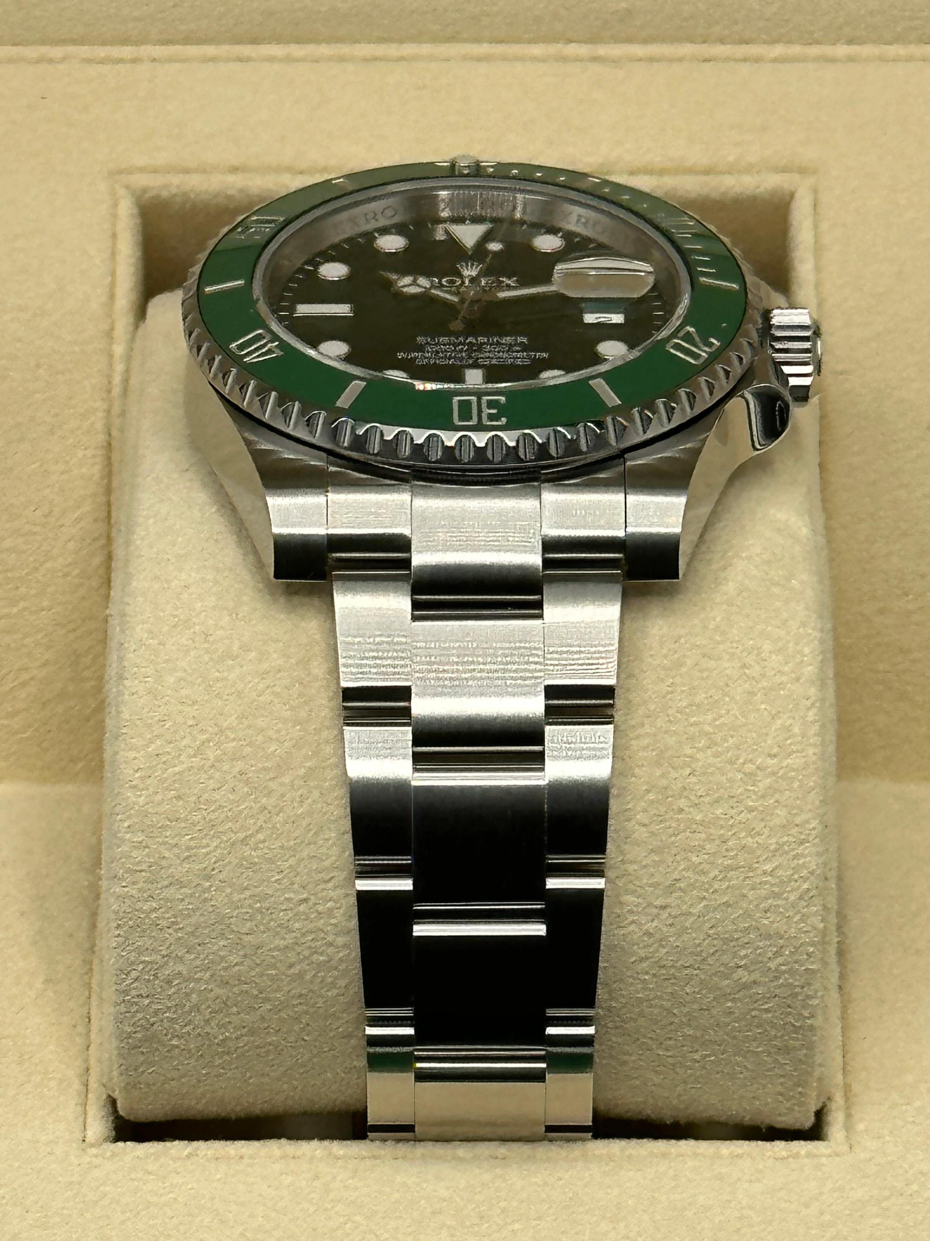 2015 Rolex Submariner "Hulk" 40mm 116610LV Green Dial - Image 3