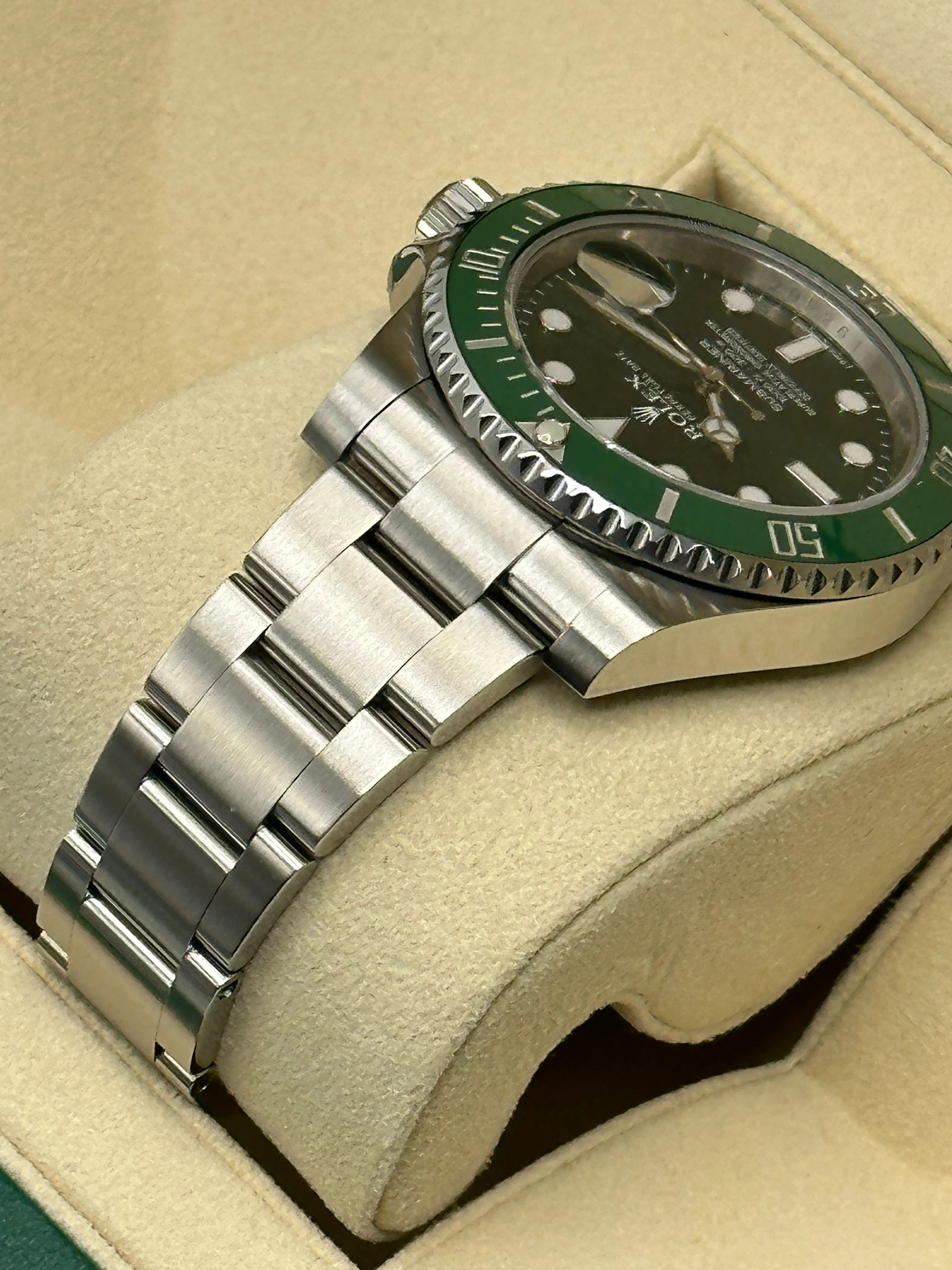 2015 Rolex Submariner "Hulk" 40mm 116610LV Green Dial - Image 5